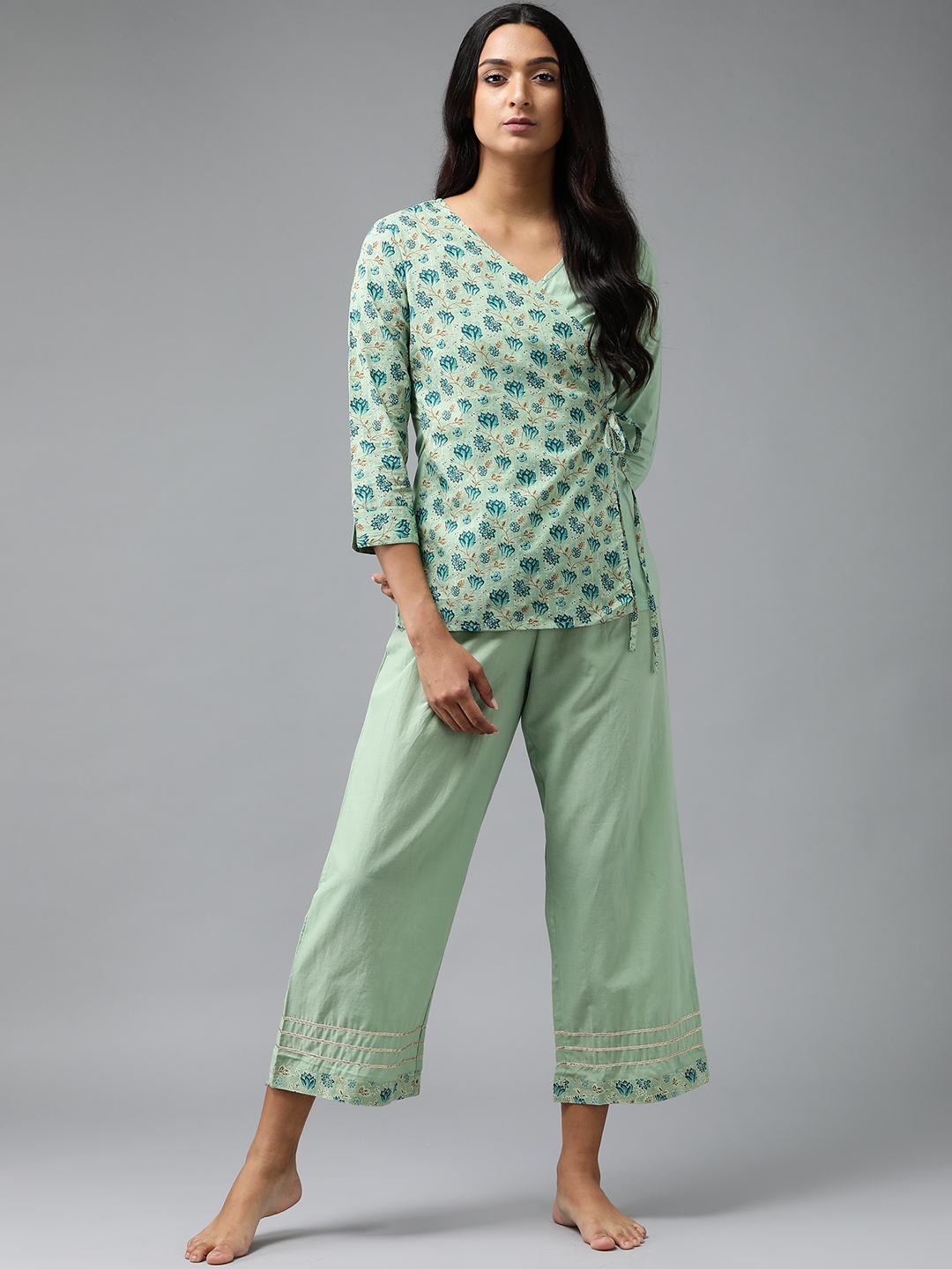 

Indo Era Women Green & Teal Printed Pyjama suit