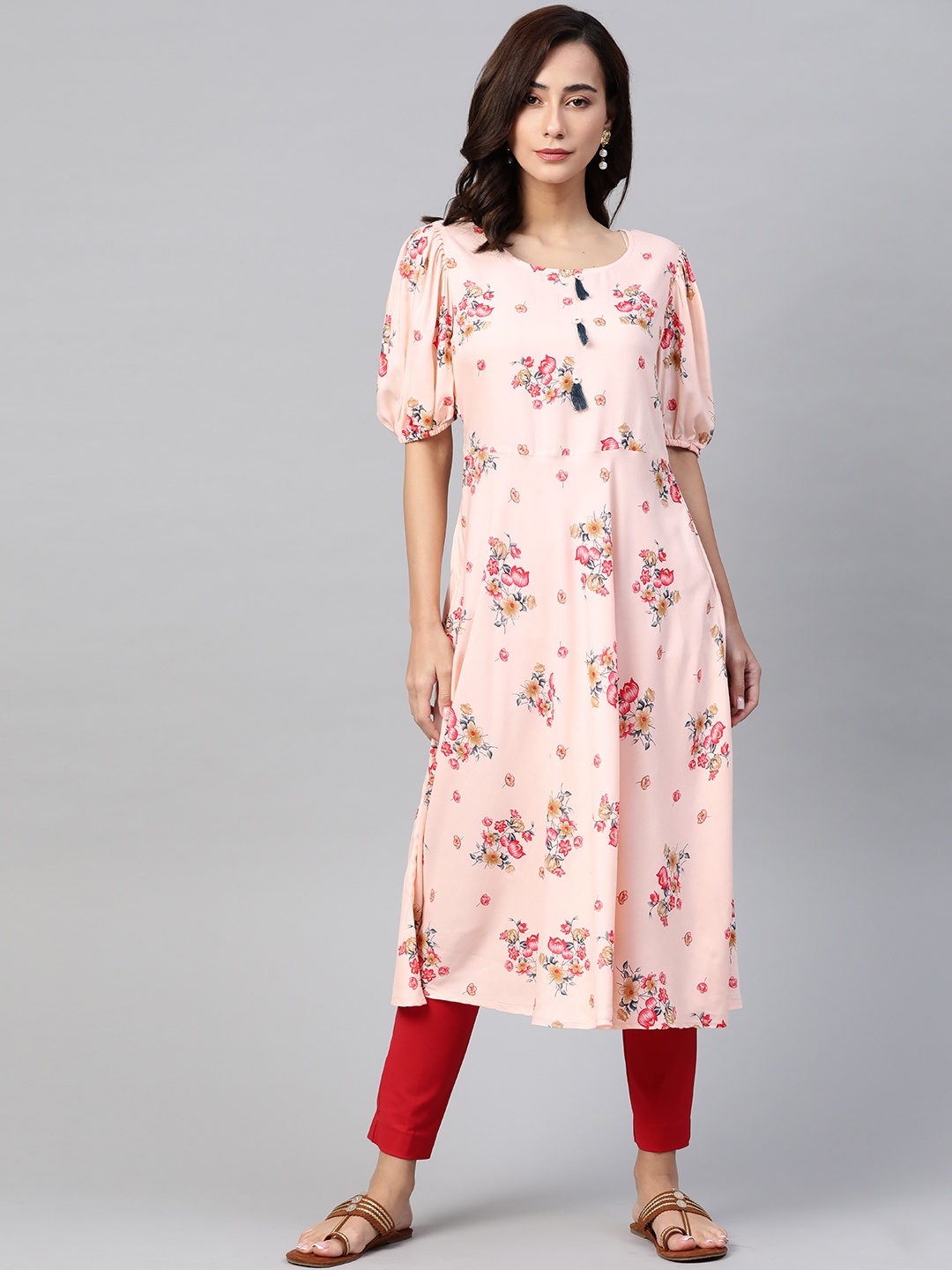 

Jompers Women Peach-Coloured & Red Floral Printed Kurta