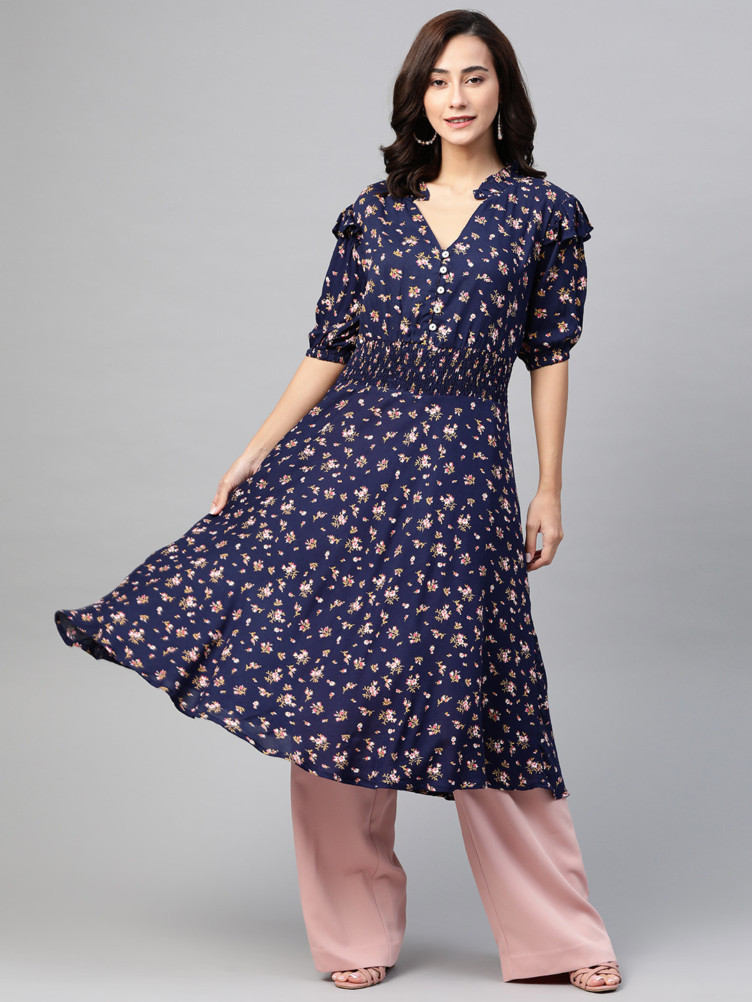 

Jompers Women Navy Blue & Pink Floral Printed Floral Anarkali Kurta