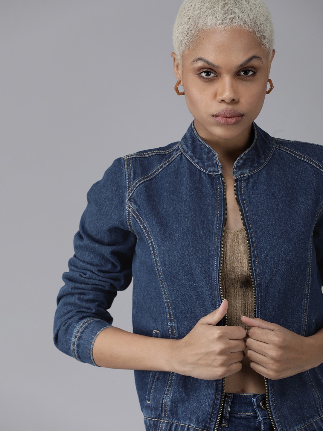 

Roadster Women Blue Solid Stand-Collar Denim Jacket