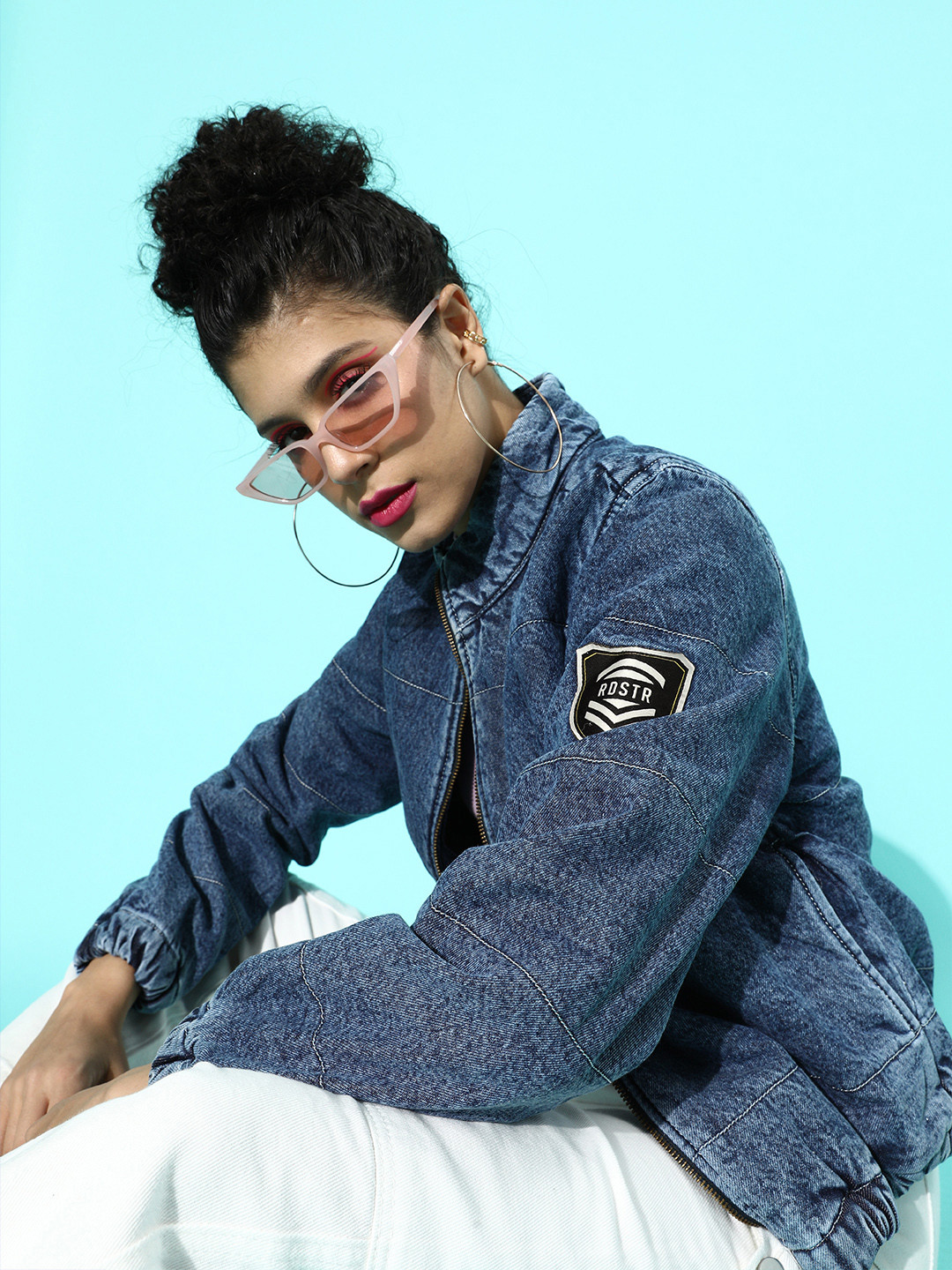 

Roadster Women Stunning Blue Solid Comfort Quilted Jacket