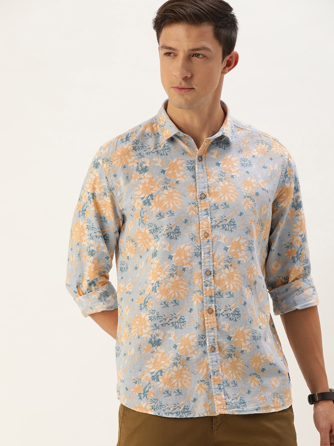 

Flying Machine Men Blue & Peach-Coloured Slim Fit Floral Printed Casual Cotton Linen Shirt