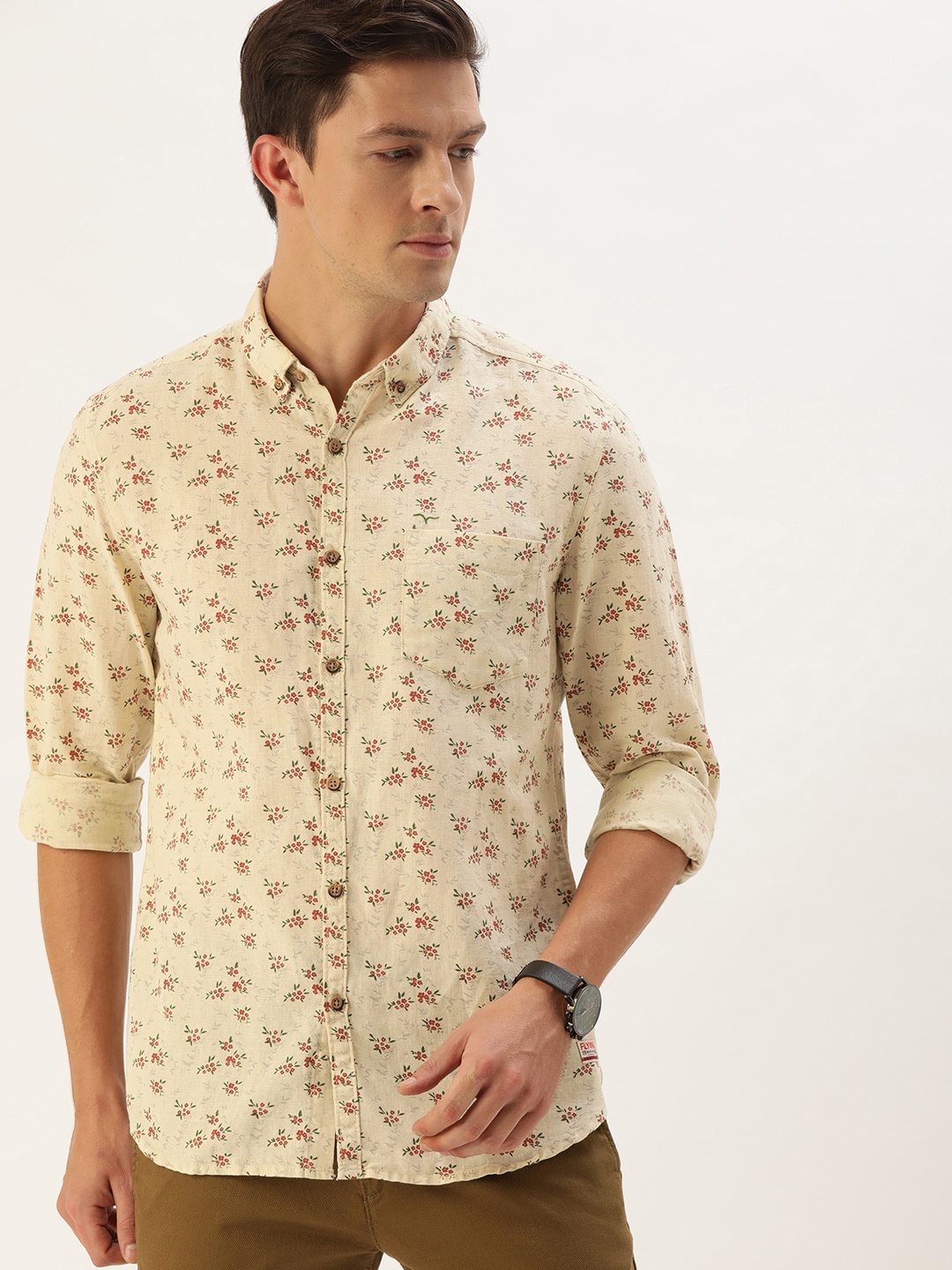 

Flying Machine Men Off White & Red Slim Fit Floral Printed Casual Cotton Linen Shirt