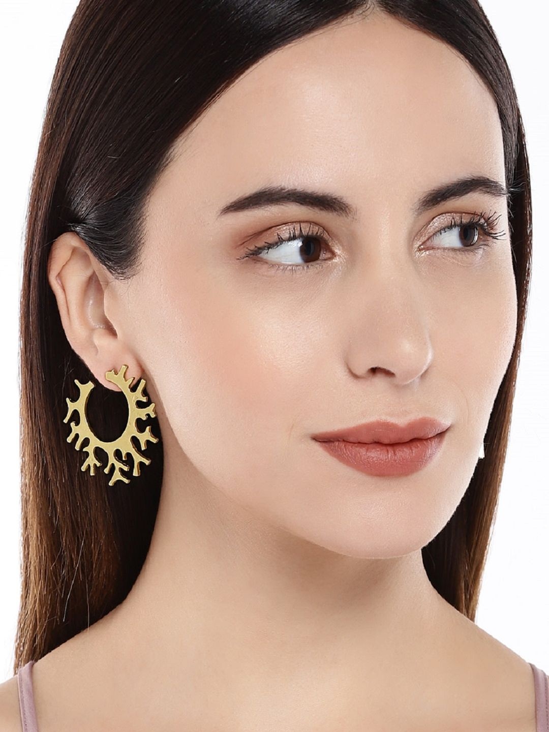 

OOMPH Gold-Toned Circular Filigree Drop Earrings
