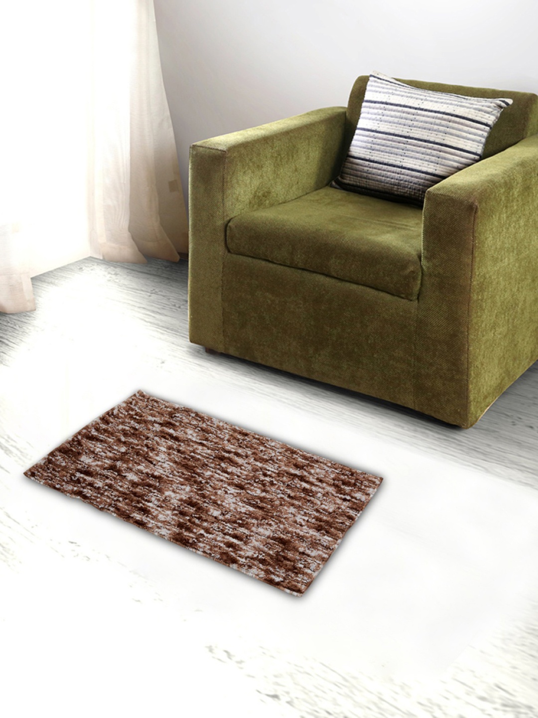 

Homecentre Brown & White Cross Hatch Exotica Tufted Rug