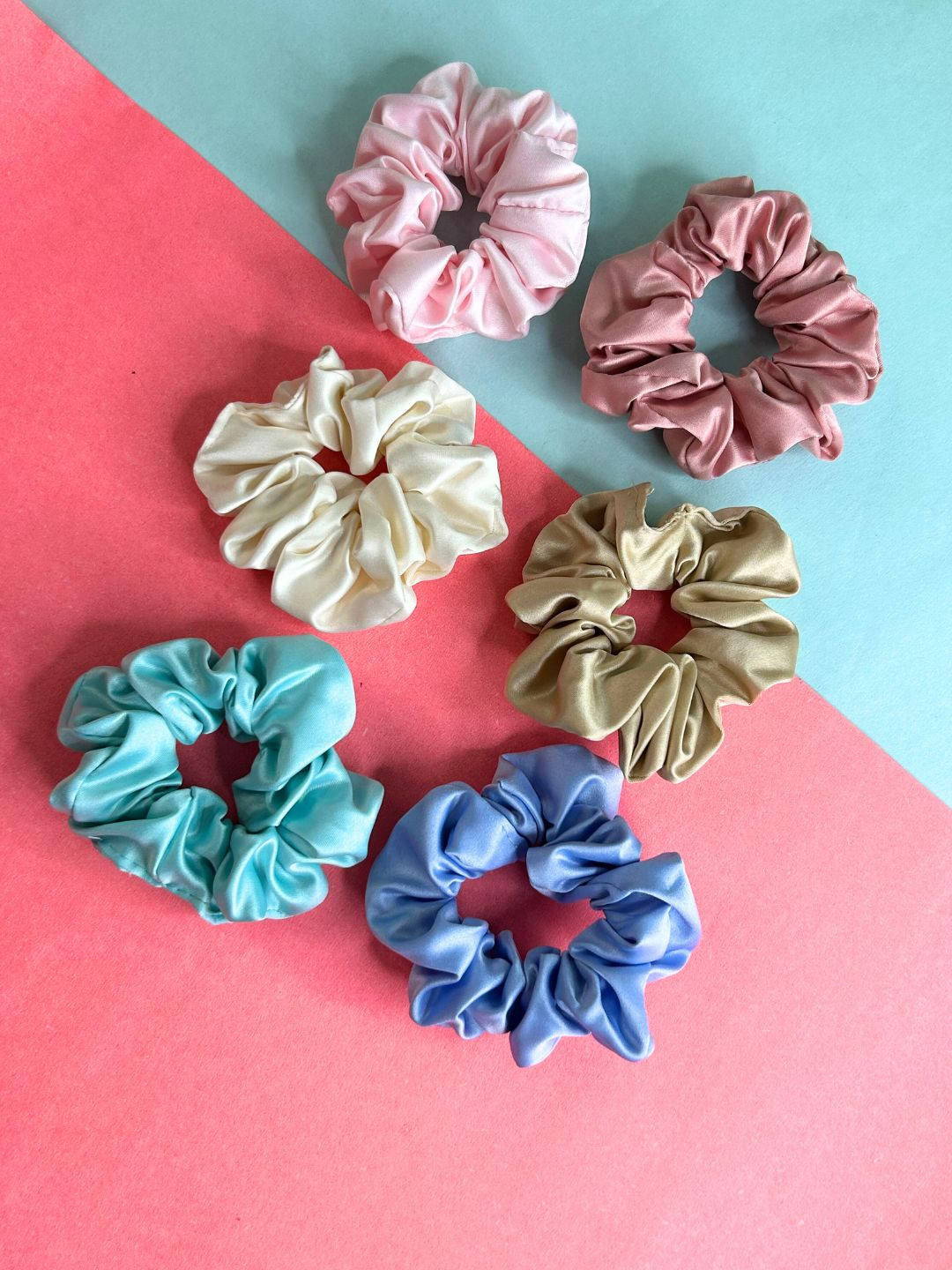 

LAIDA Women Multicoloured Set of 6 Ponytail Holders, Multi