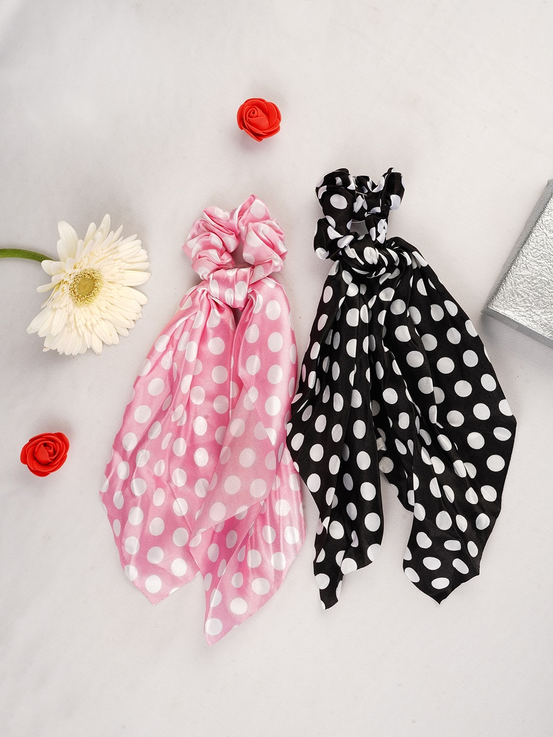 

LAIDA Set of 2 Polk Dots Printed Scrunchies With Knot Detail, Black