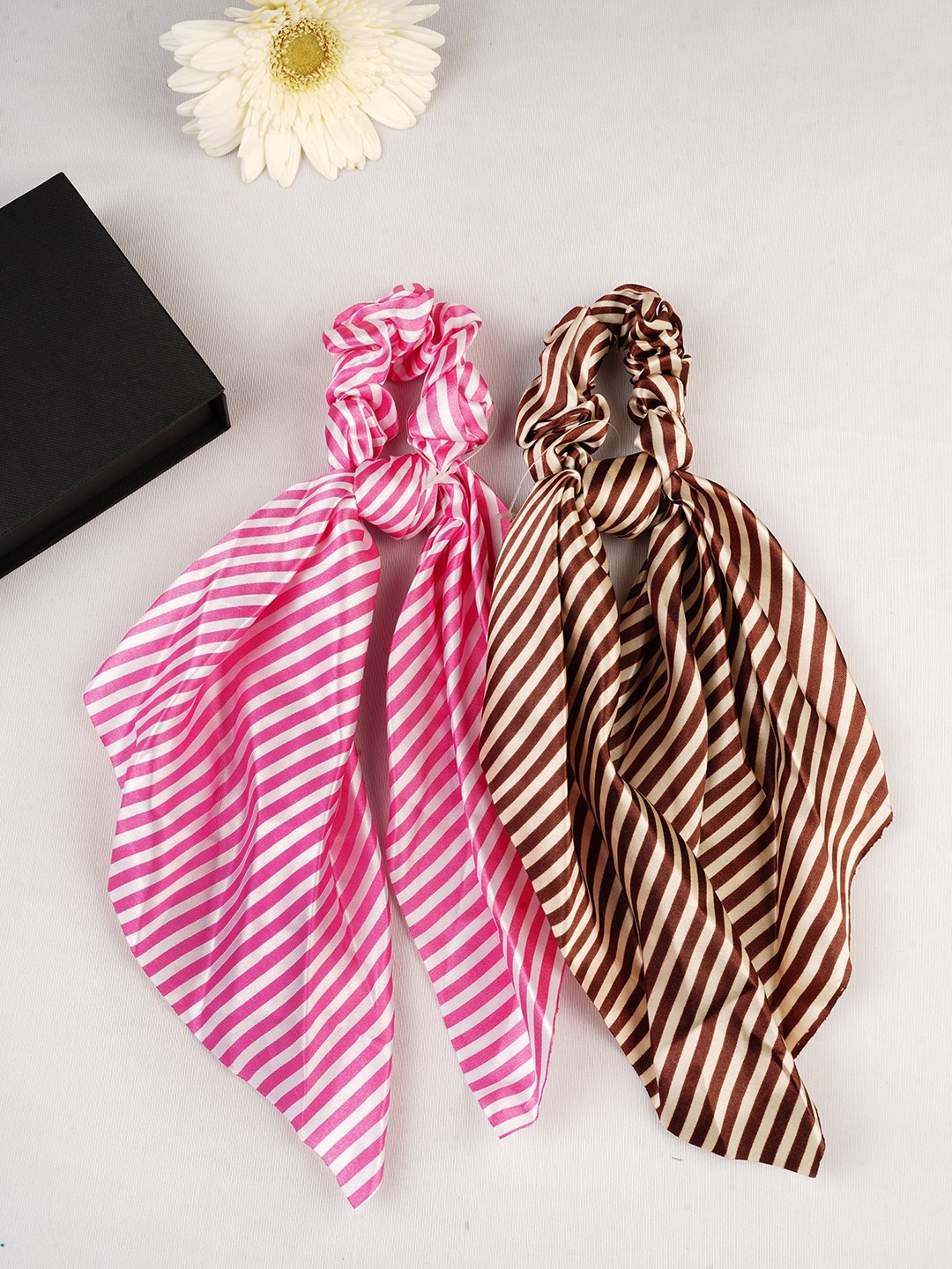 

LAIDA Set of 2 Striped Scrunchies With Knot Detail, Brown