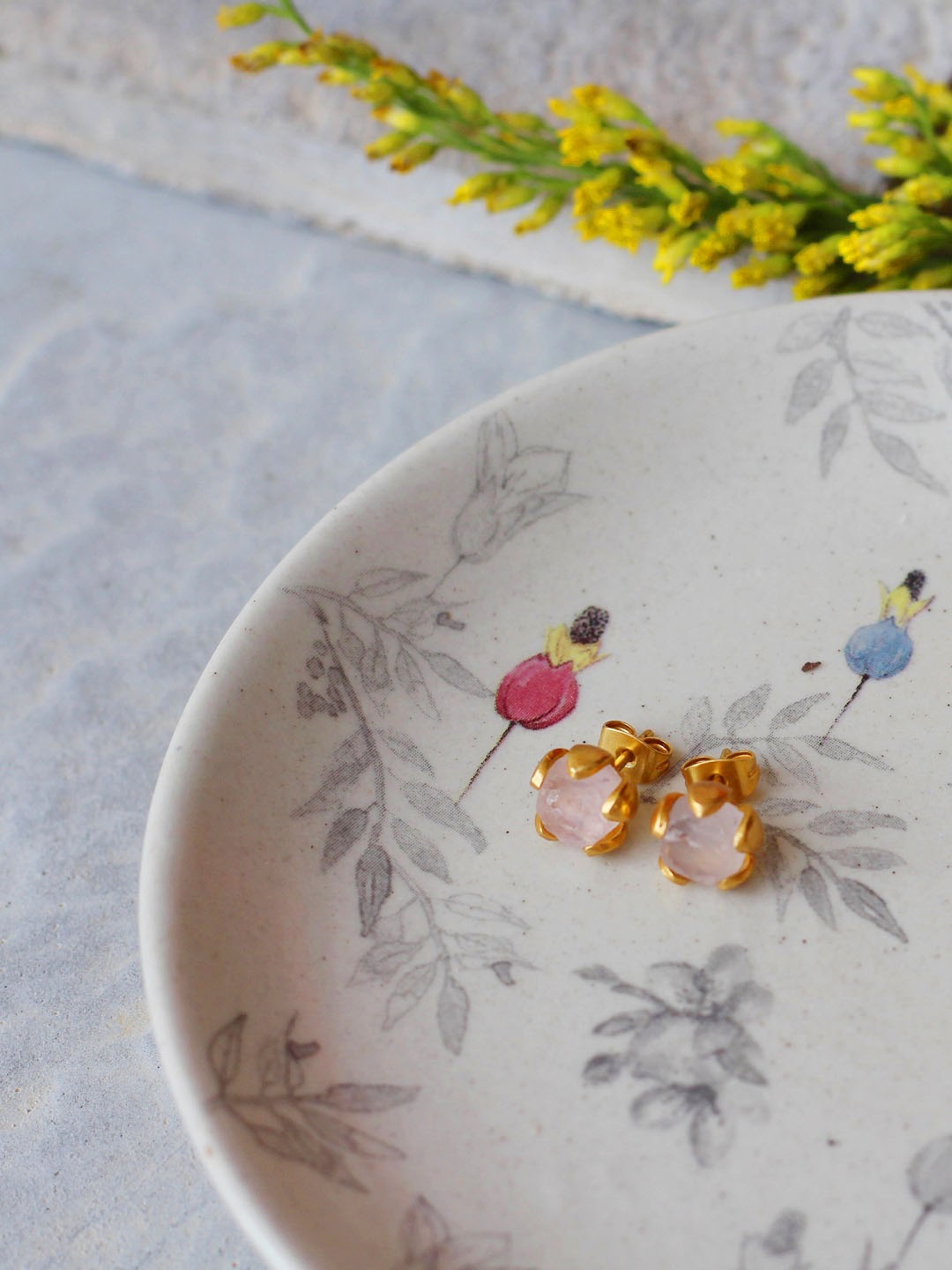 

Amaltaas Gold-Plated & Pink Handcrafted Floral Studs Earrings