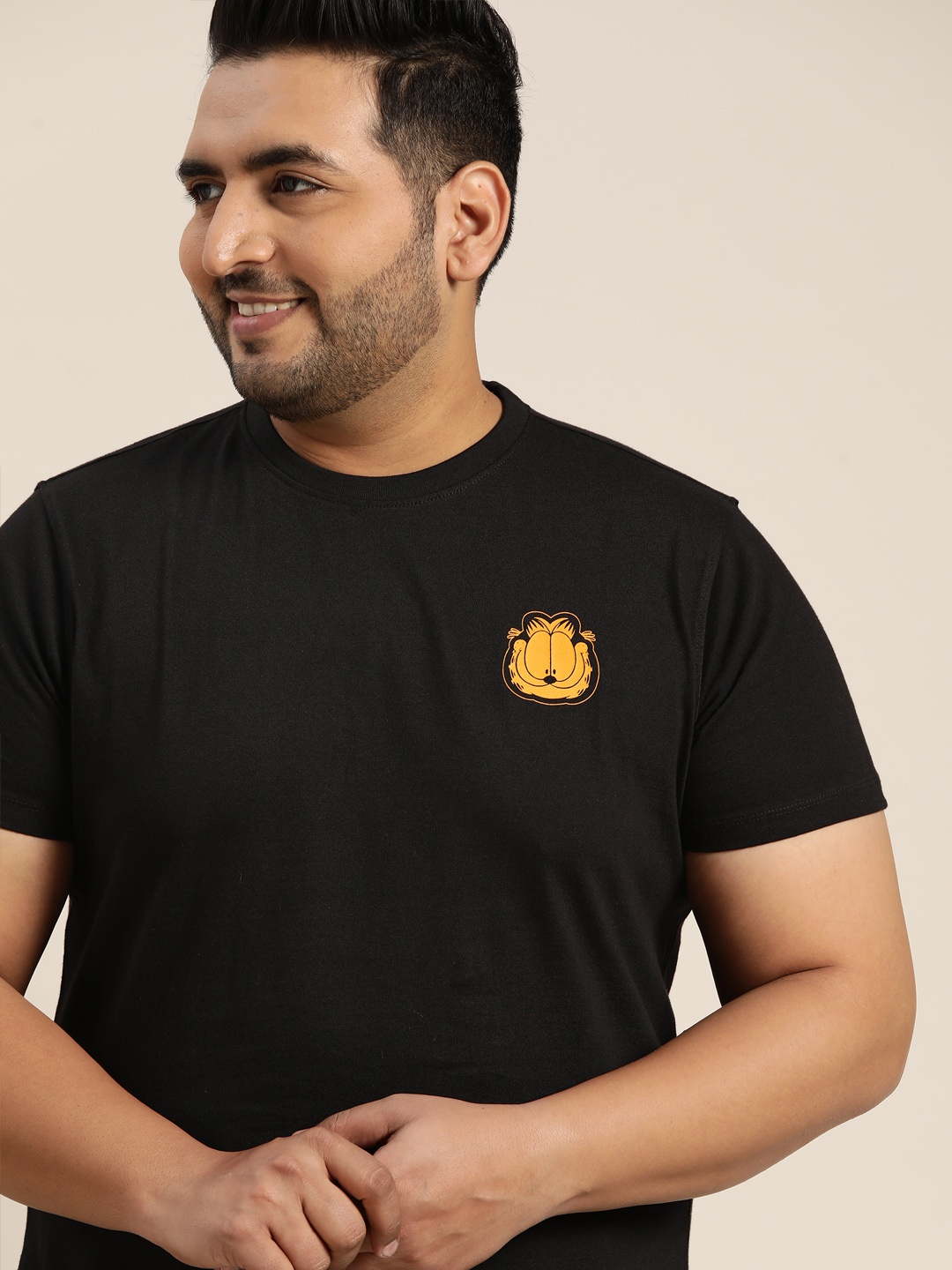 

Sztori Garfield Plus Size Men Black Pure Cotton Solid T-shirt