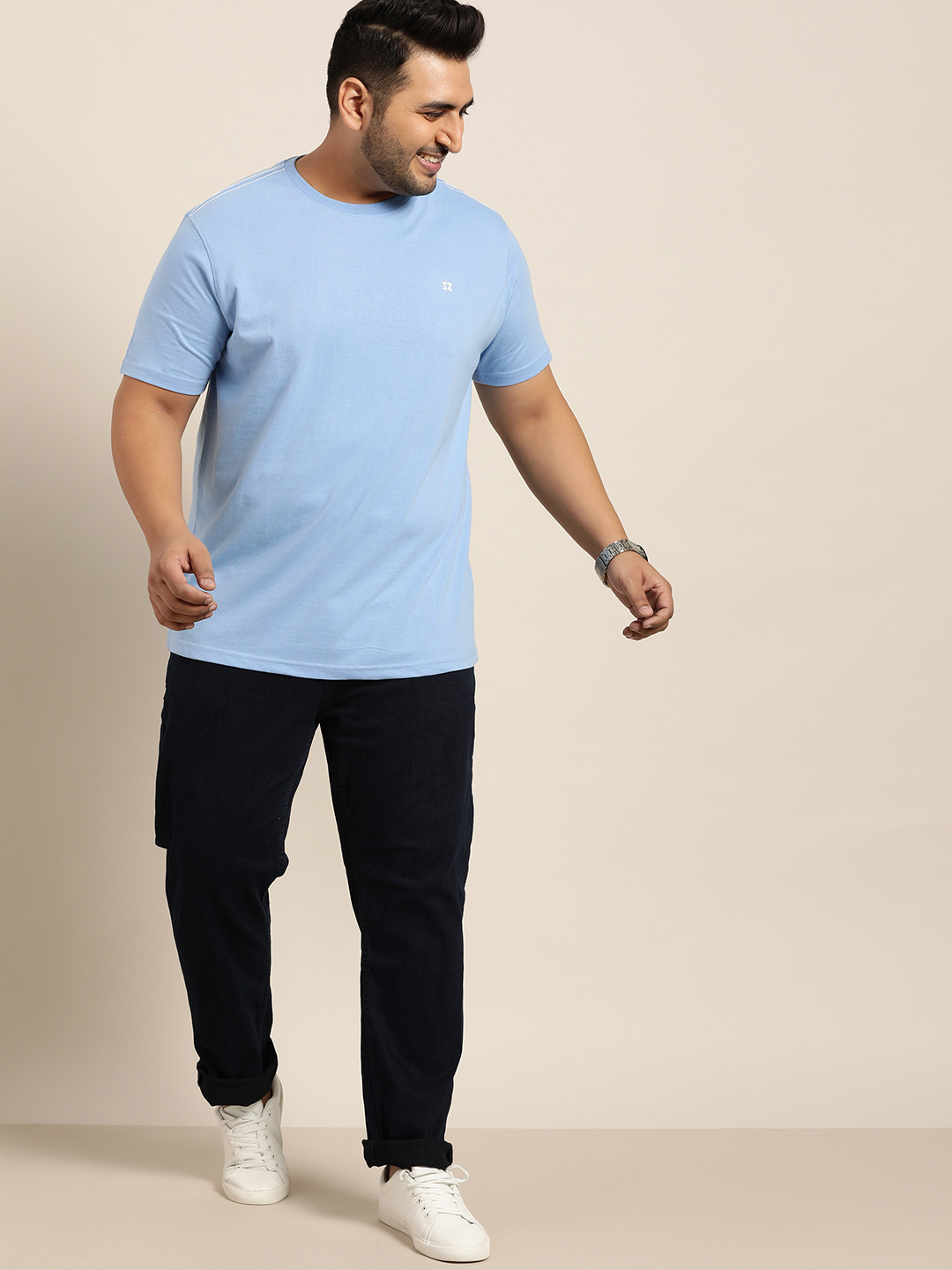 

Sztori Men Plus Size Blue Solid T-Shirt
