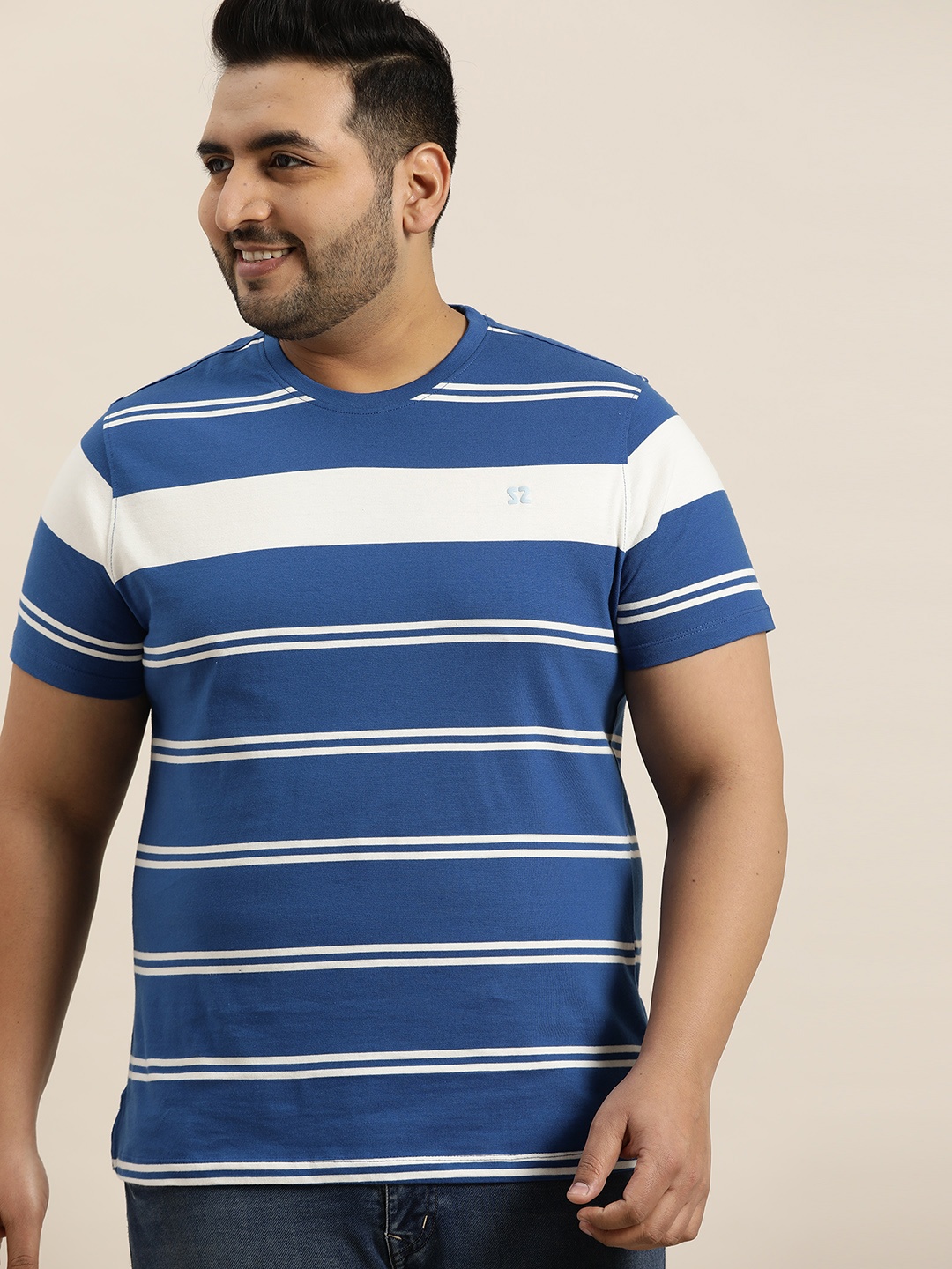 

Sztori Men Plus Size Blue & White Striped Cotton T-shirt