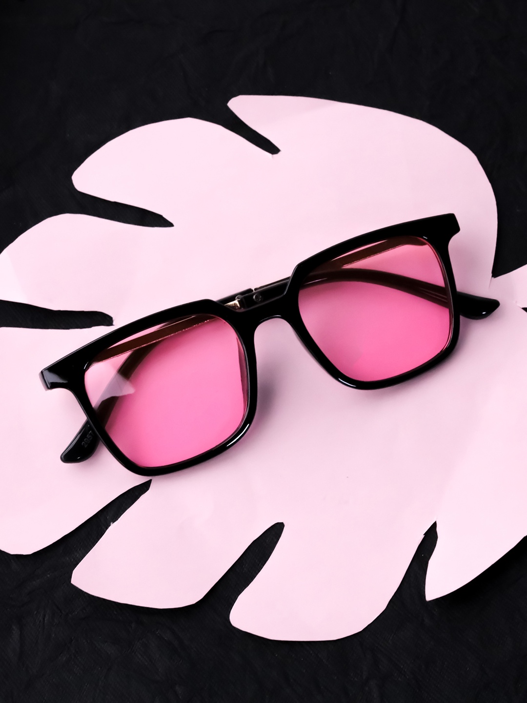 

Spiky Kids Pink Lens & Black Square Sunglasses 2957_BLK_PINK-Black