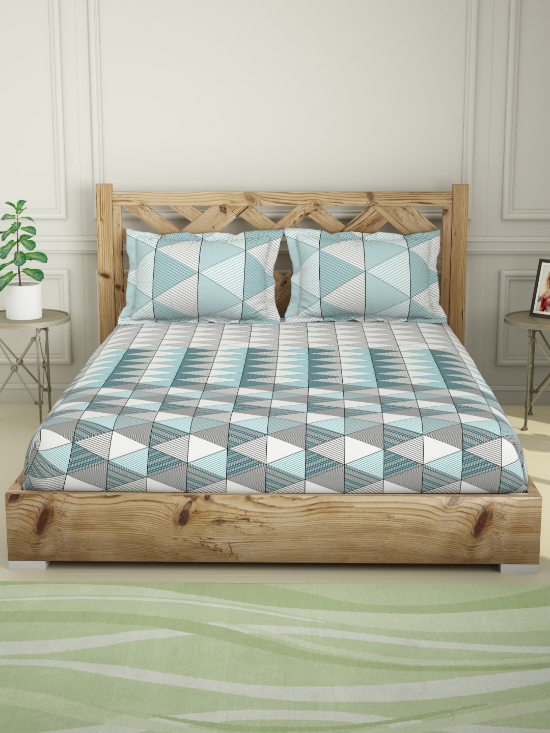 

SPACES Blue & White Geometric 144 TC Queen Bedsheet with 2 Pillow Covers