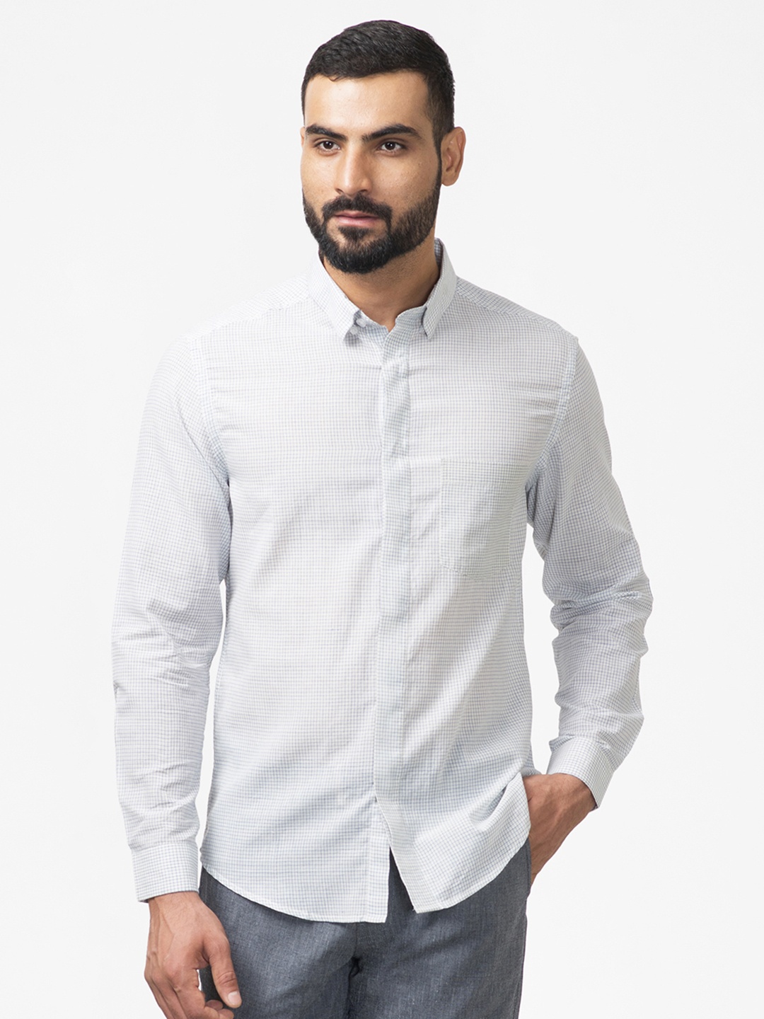 

Fabindia Men Off-White & Blue Pure Cotton Handwoven Slim Fit Casual Shirt