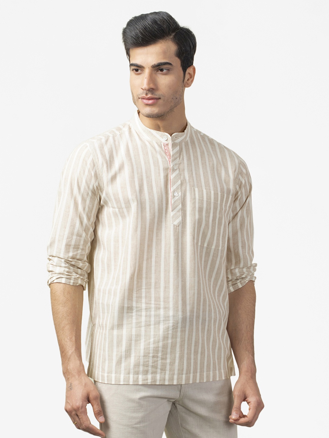 

Fabindia Men Off White & Beige Pure Cotton Striped Short Kurta