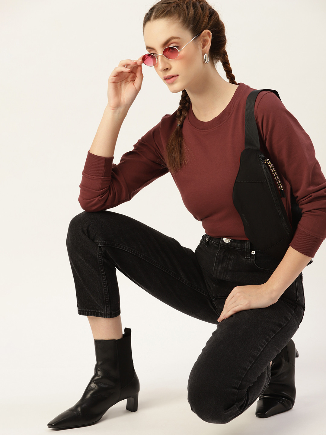 

DressBerry Women Maroon Solid Sweatshirt