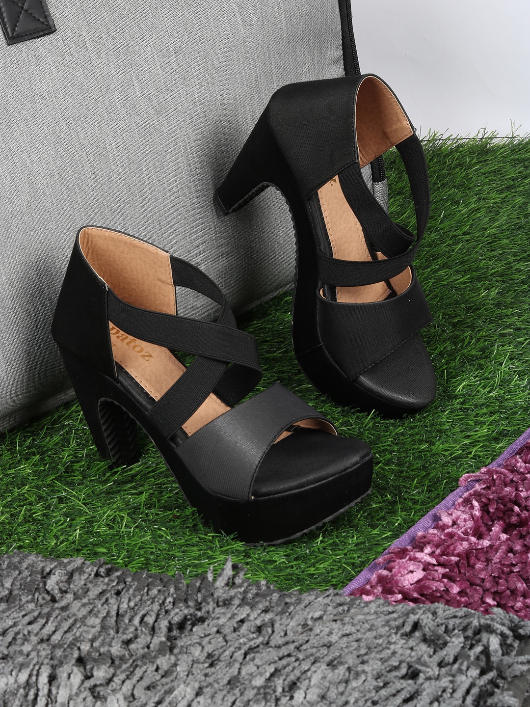 

ZAPATOZ Women Black Platform Heels
