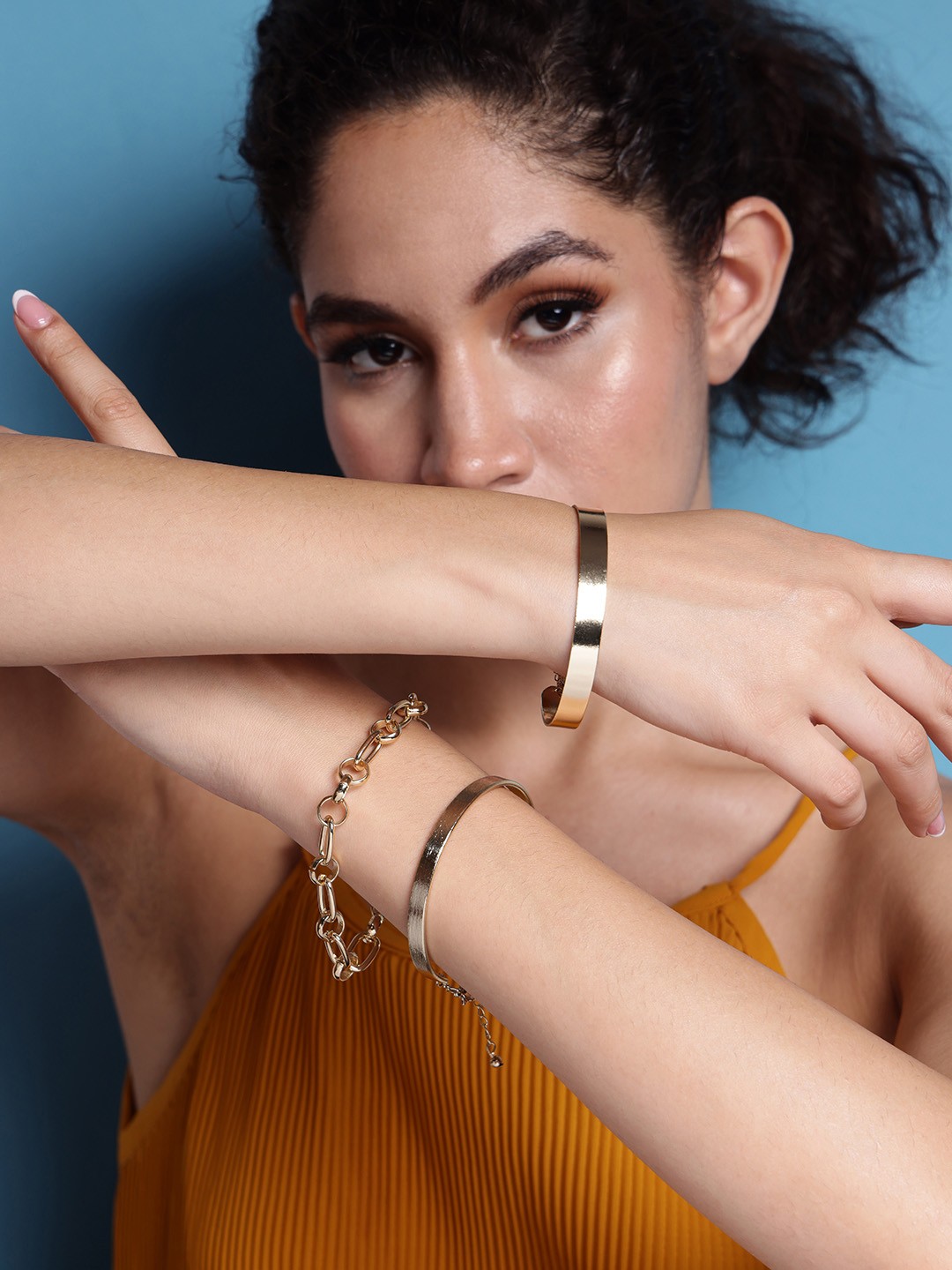 

VOGUE PANASH Women Set of 3 Gold Handcrafted Gold-Plated Cuff Bracelets