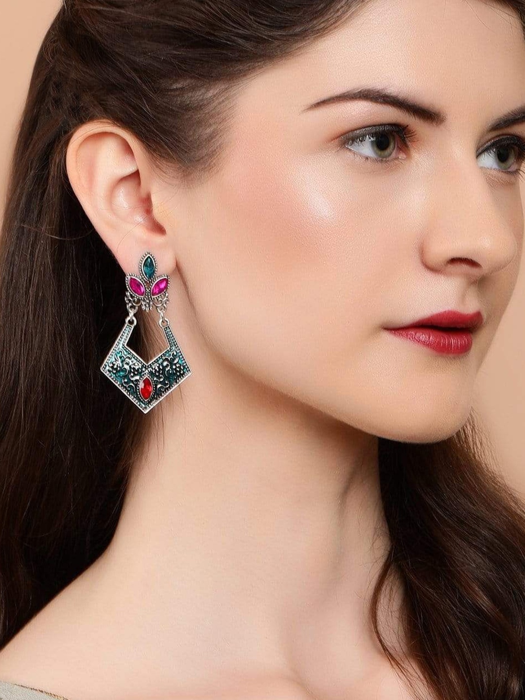 

Rubans Silver-Plated Contemporary Drop Earrings