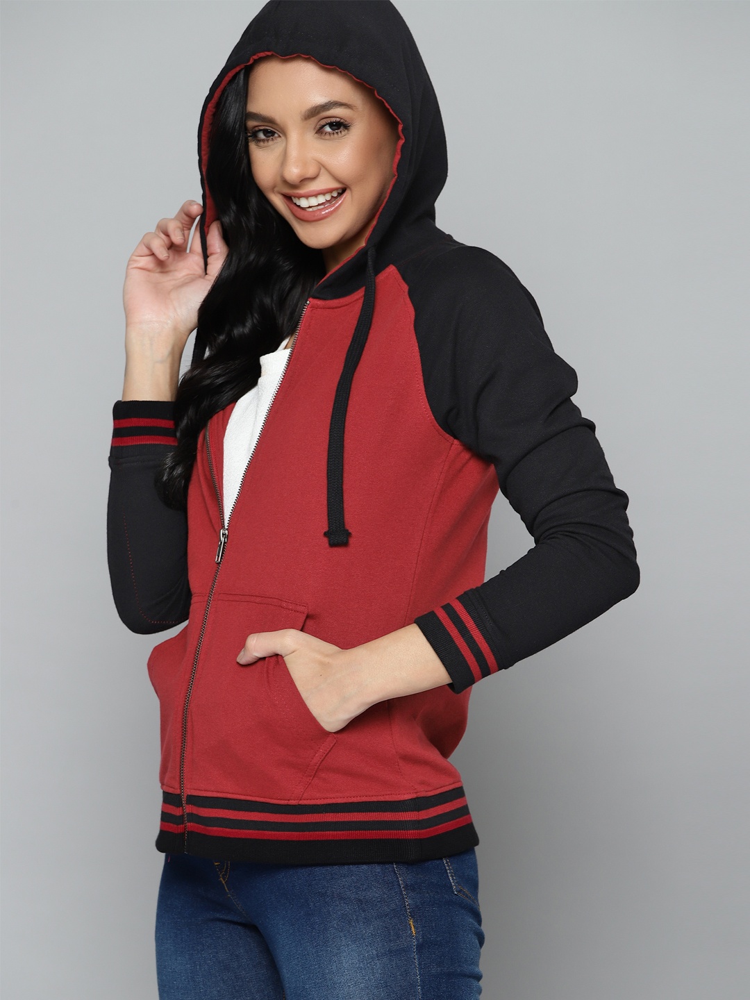 

HERE&NOW Women Maroon Solid Hooded Sweatshirt