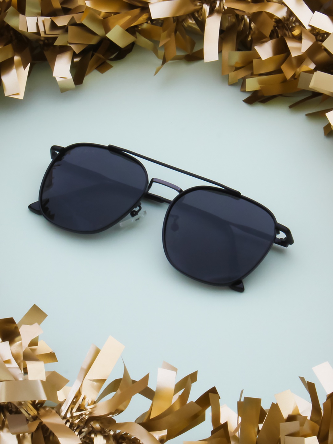 

Ted Smith Unisex Grey Lens & Black Aviator Sunglasses with Polarised Lens