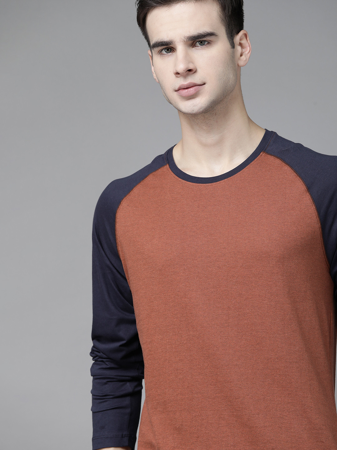 

Roadster Men Rust Brown Melange Effect Solid Pure Cotton T-shirt