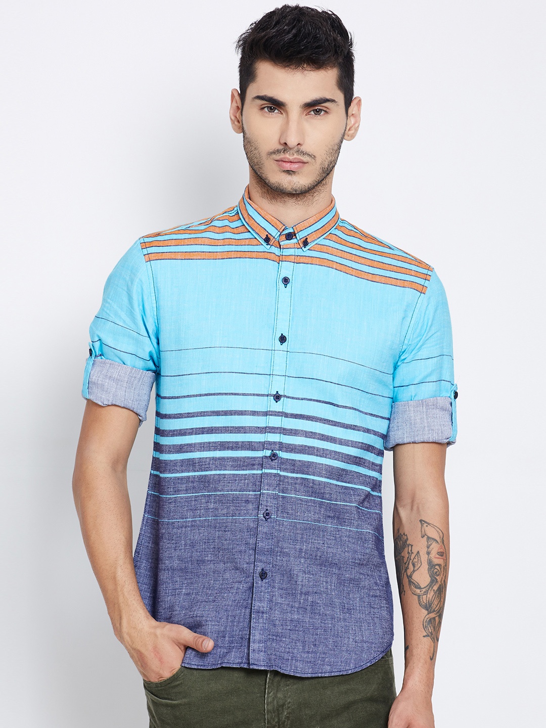 

HIGHLANDER Men Blue Striped Casual Shirt