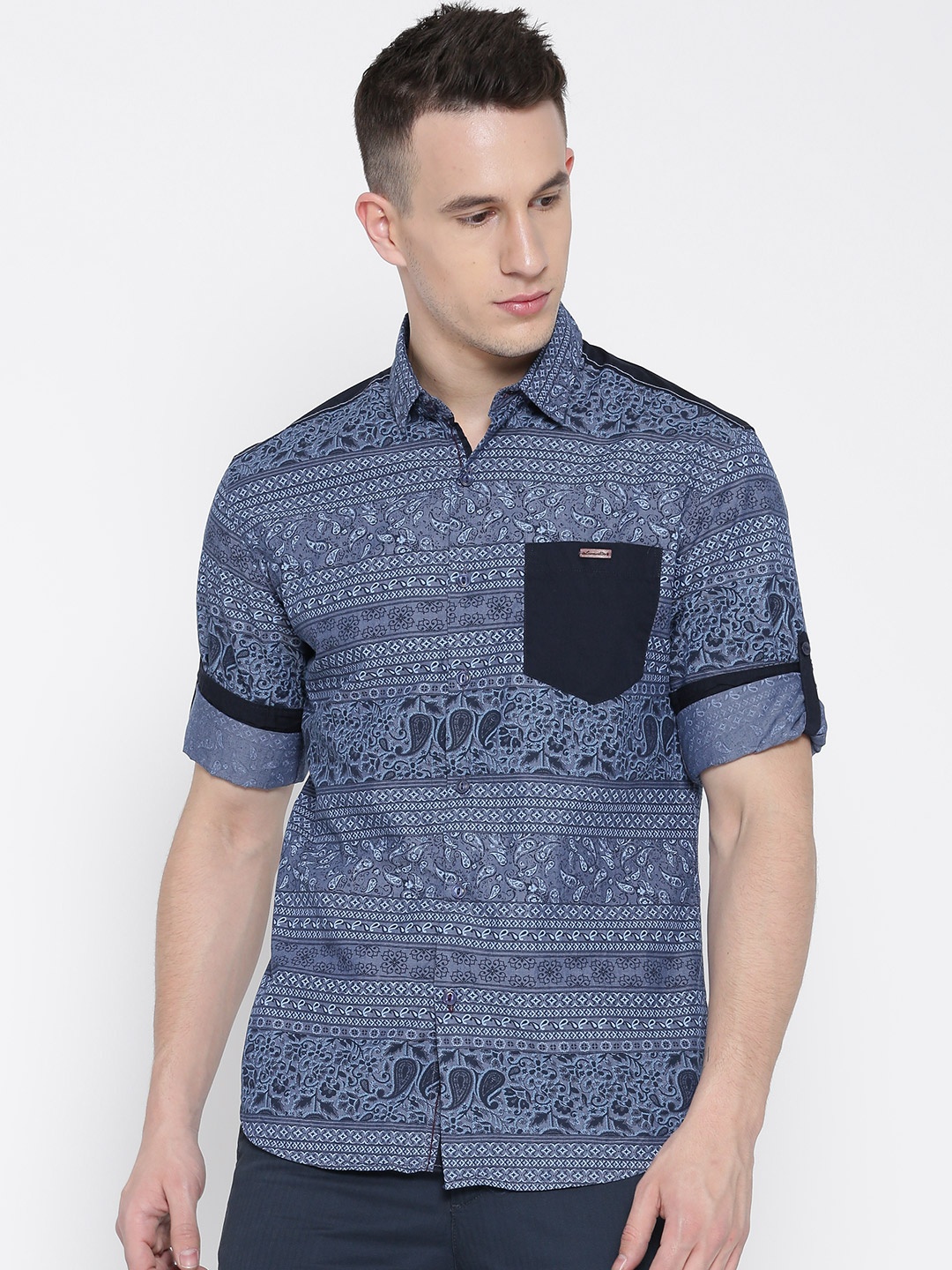 

LOCOMOTIVE Men Blue Regular Fit Printed Casual Shirt