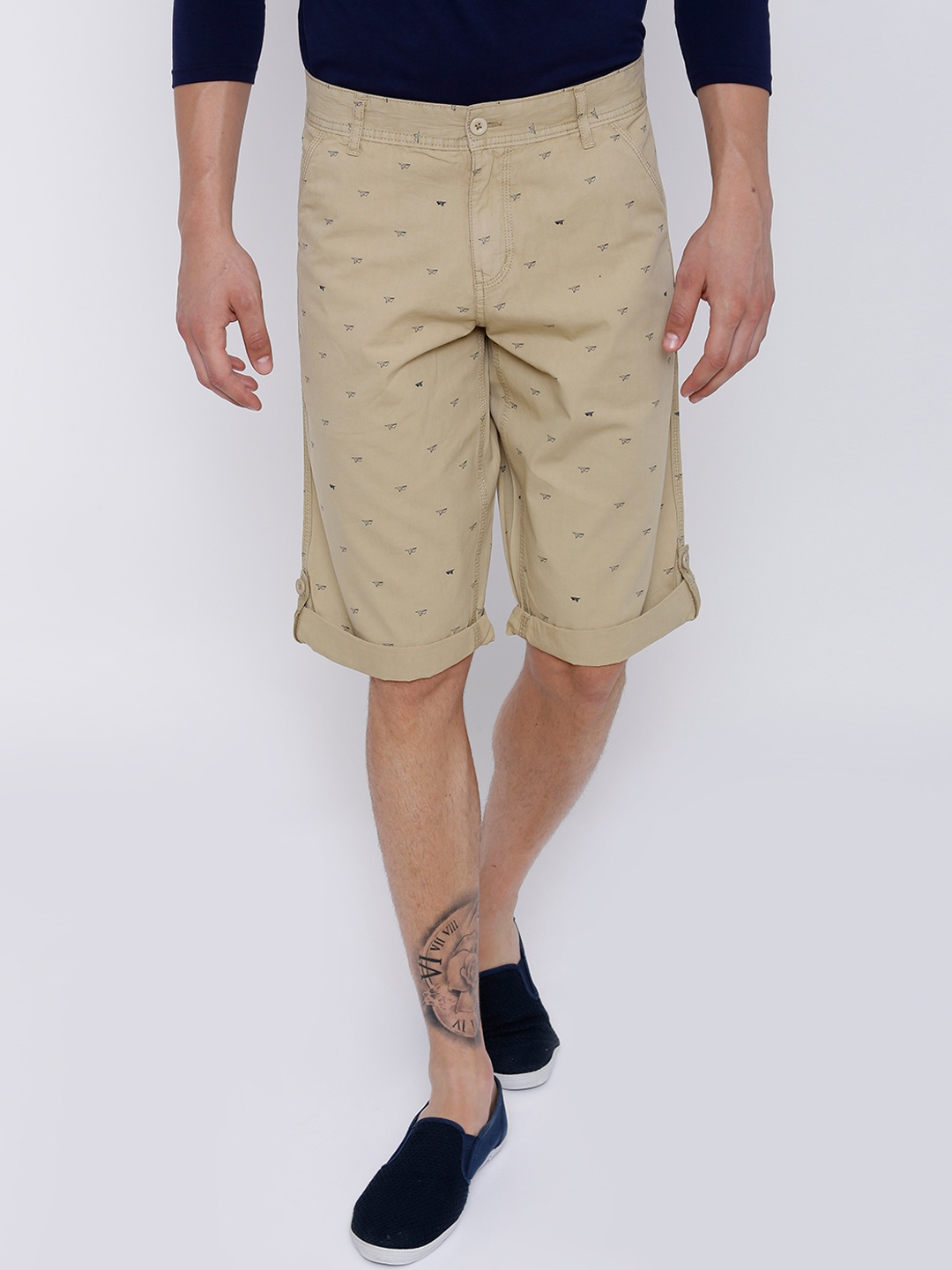 

LOCOMOTIVE Men Beige Printed Slim Fit Regular Shorts