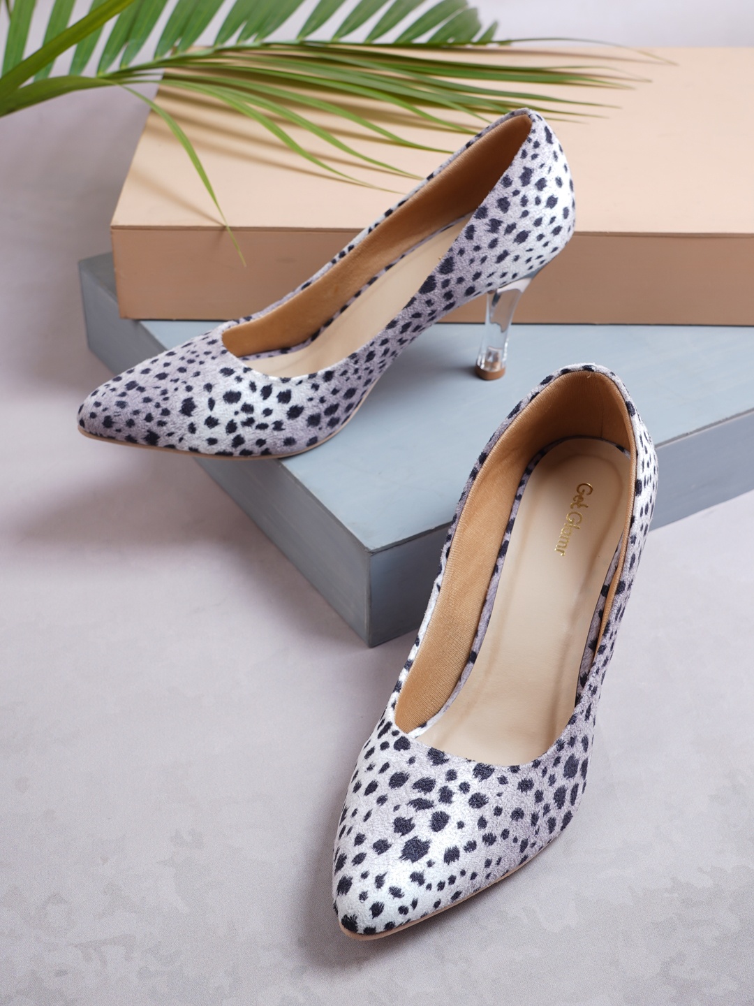 

Get Glamr Grey & Black Animal Skin Printed Pumps