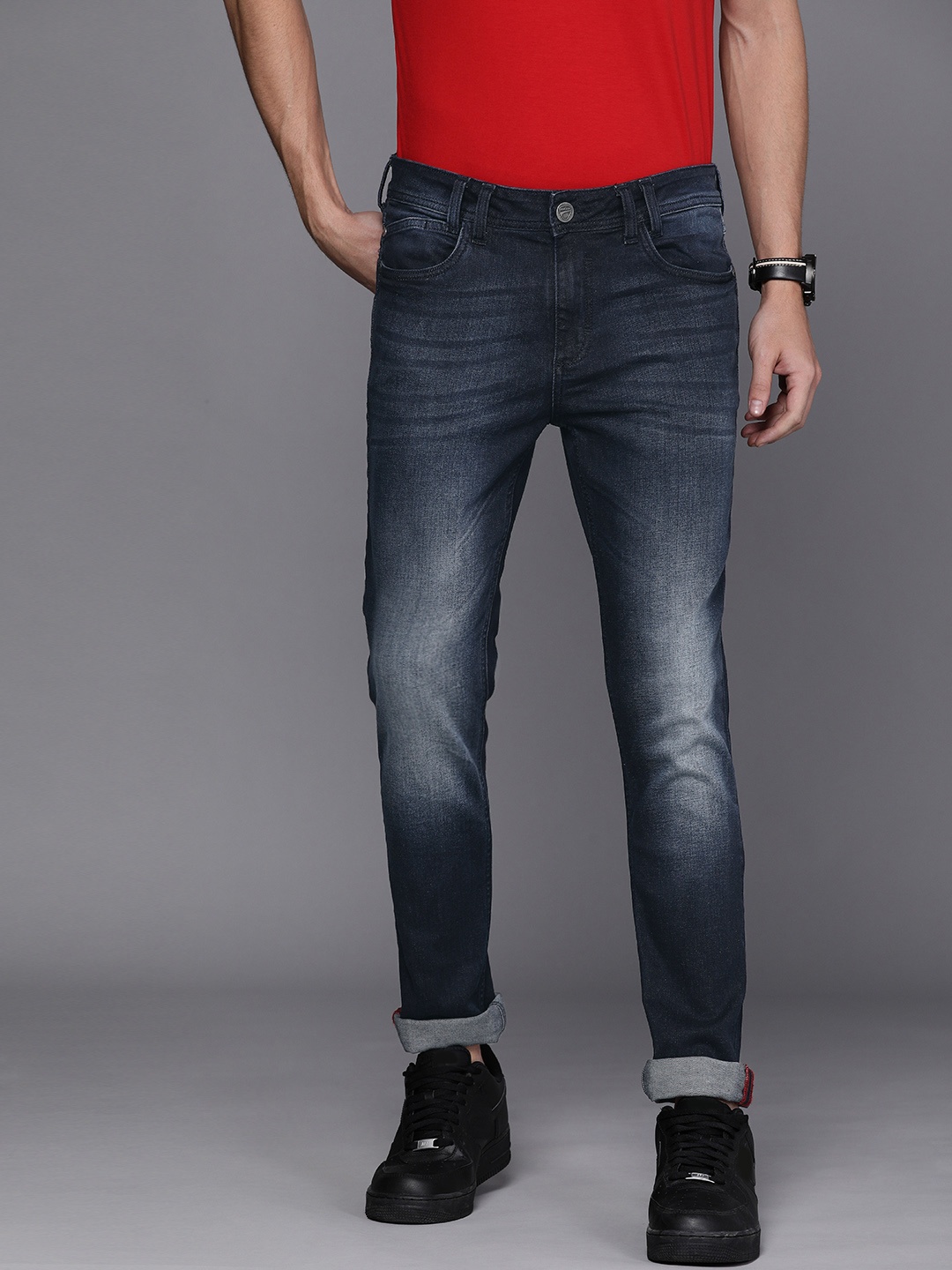 

Ducati Men Blue Slim Fit Light Fade Stretchable Jeans
