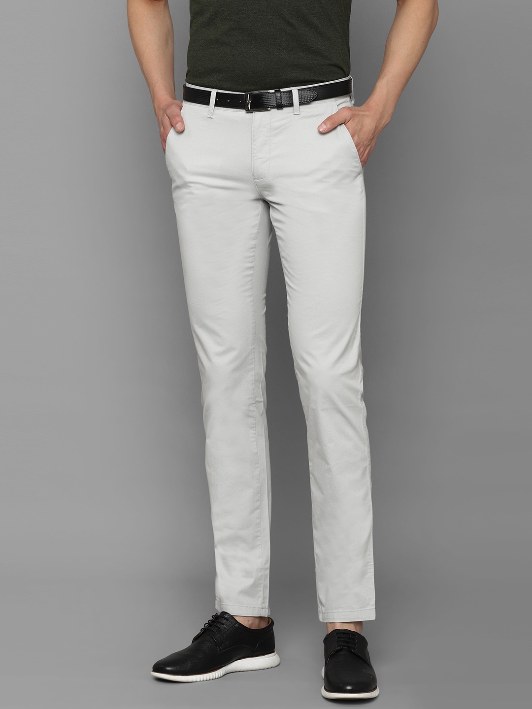 

Louis Philippe Sport Men Grey Slim Fit Low-Rise Regular Trousers