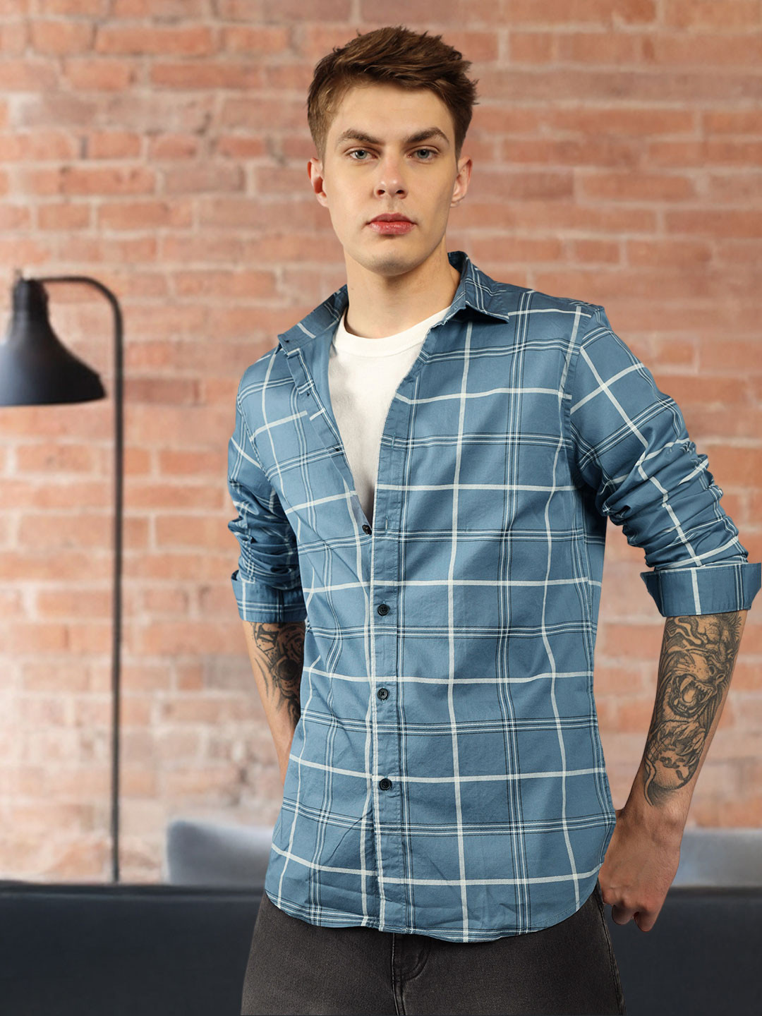 Dennis Lingo Men Blue Slim Fit Windowpane Checked Casual Shirt