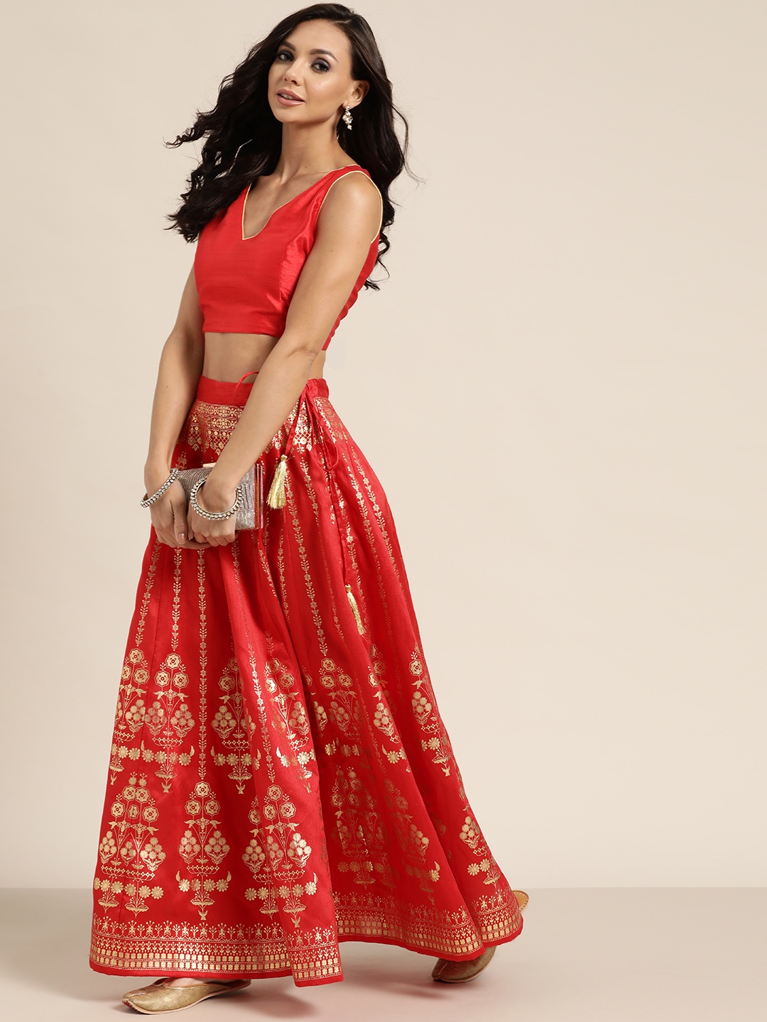 

Shae by SASSAFRAS Red & Golden Foil Print A-Line Maxi Skirt