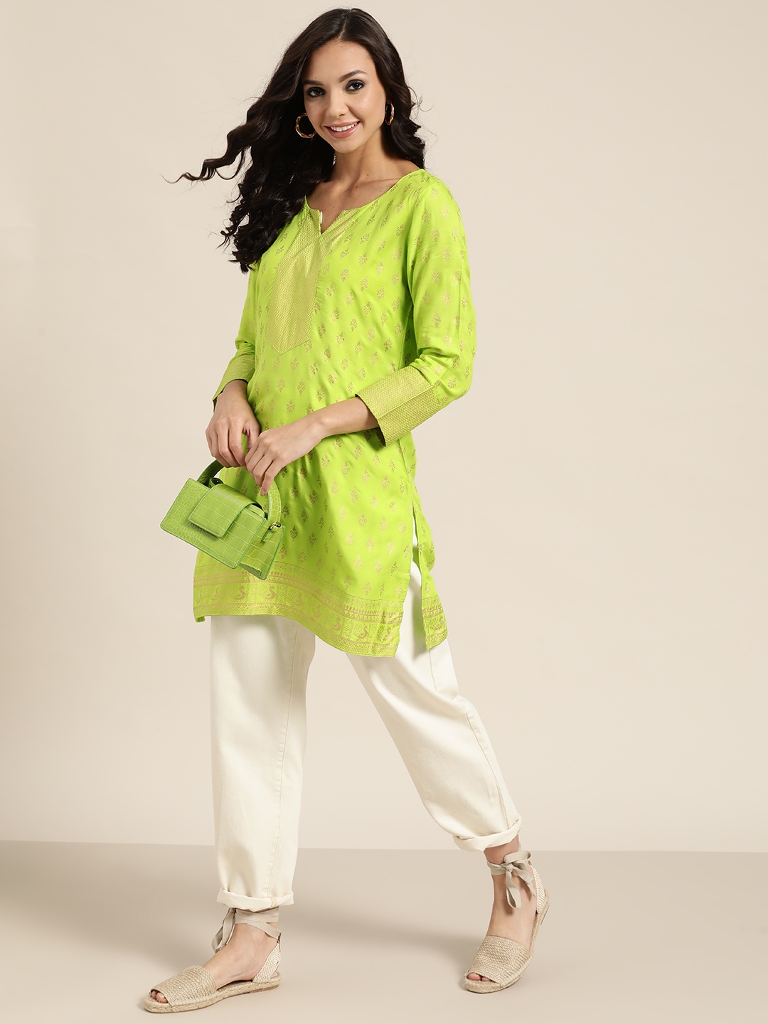 

Shae by SASSAFRAS Green & Golden Printed Liva Tunic