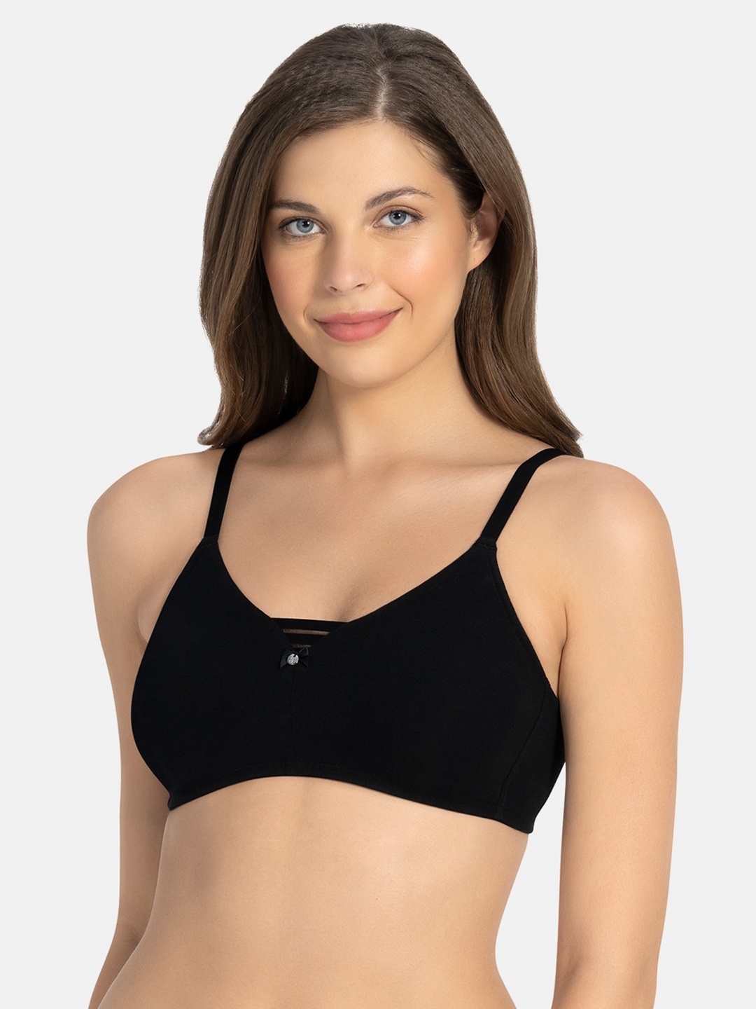 

Amante Solid Non Padded Wirefree All Day Pretty Super Support Bra - BRA78401, Black