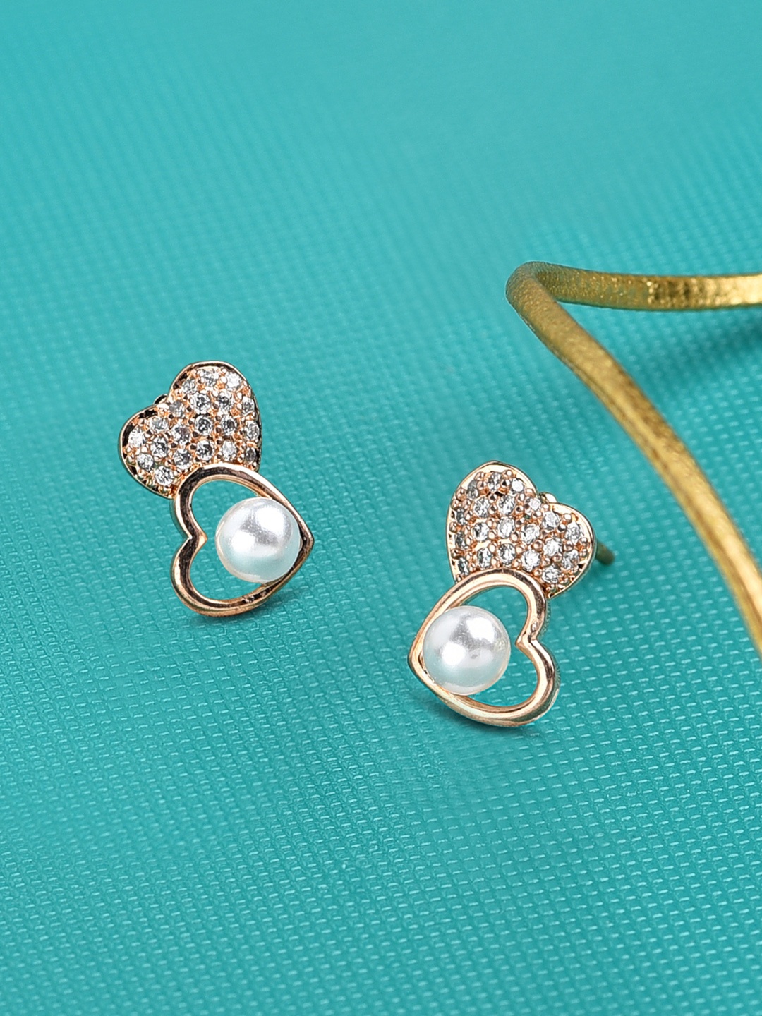 

AMI Rose Gold Contemporary Studs Earrings