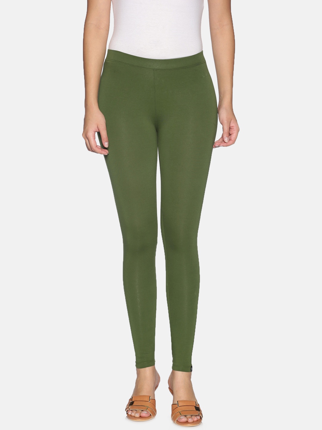 

TWIN BIRDS Women Olive Green Solid Tailored-Fit Ankle-Length Leggings