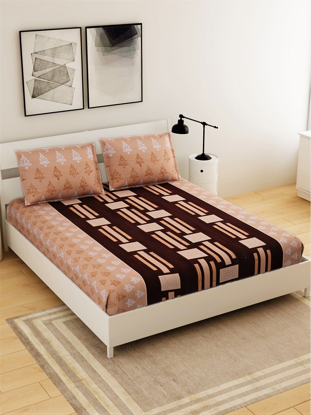 

Salona Bichona Brown & Peach-Coloured Geometric 120 TC King Bedsheet with 2 Pillow Covers