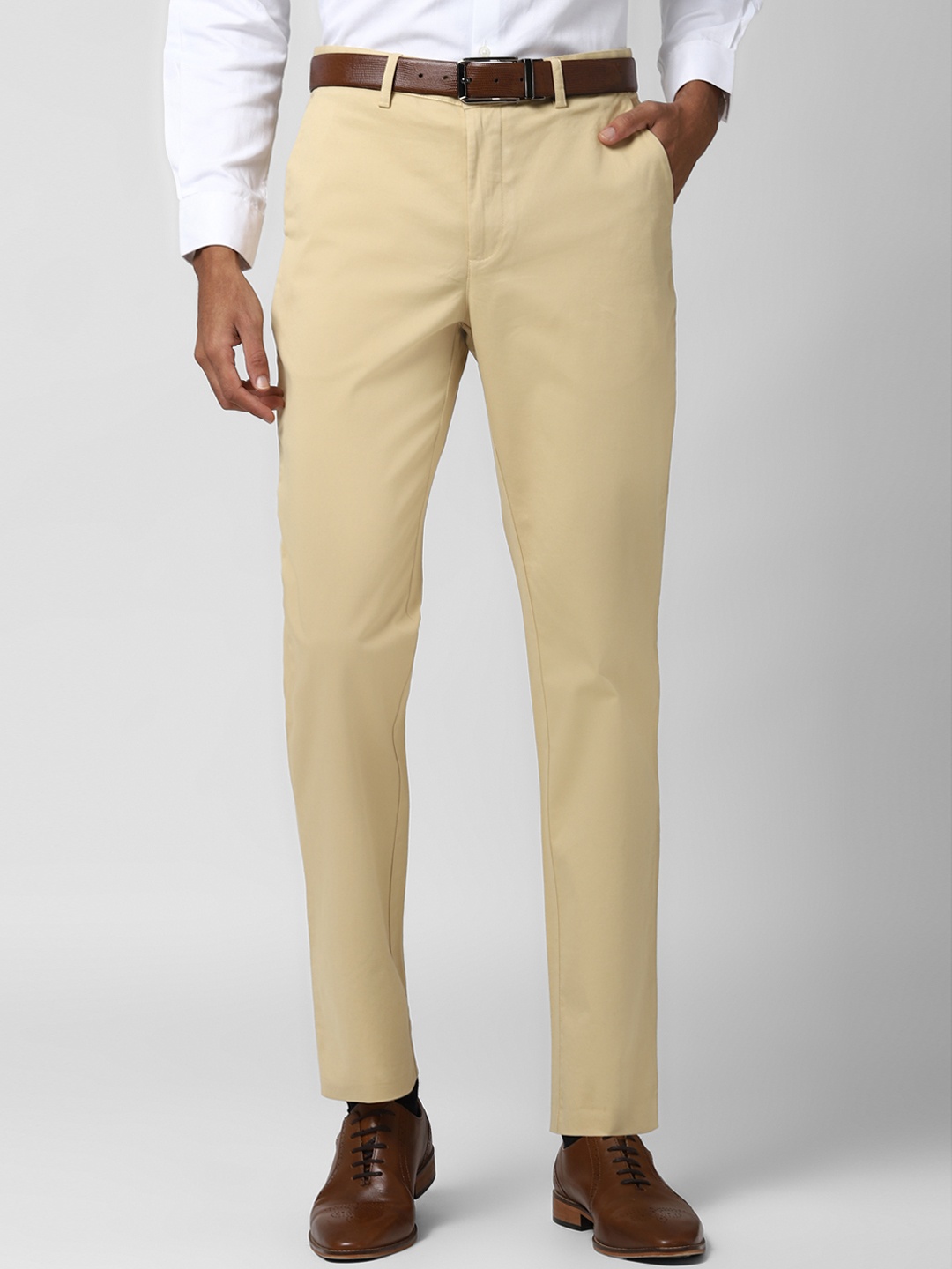 

Peter England Men Beige Slim Fit Regular Trousers