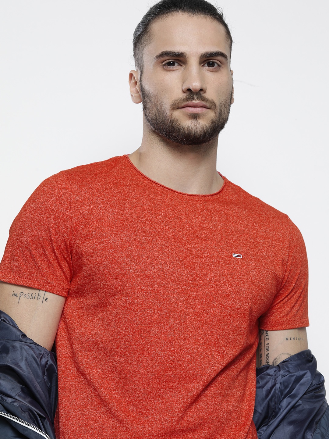 

Tommy Hilfiger Men Red Solid Slim Fit T-shirt