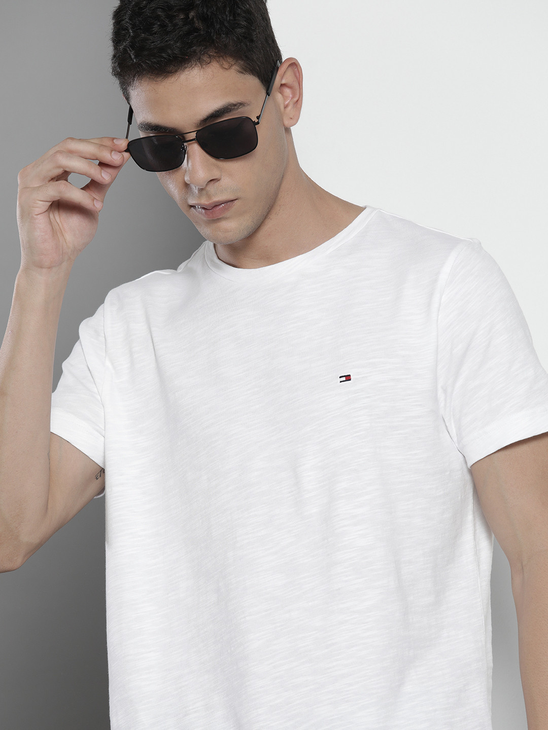 

Tommy Hilfiger Men White Organic Cotton T-shirt