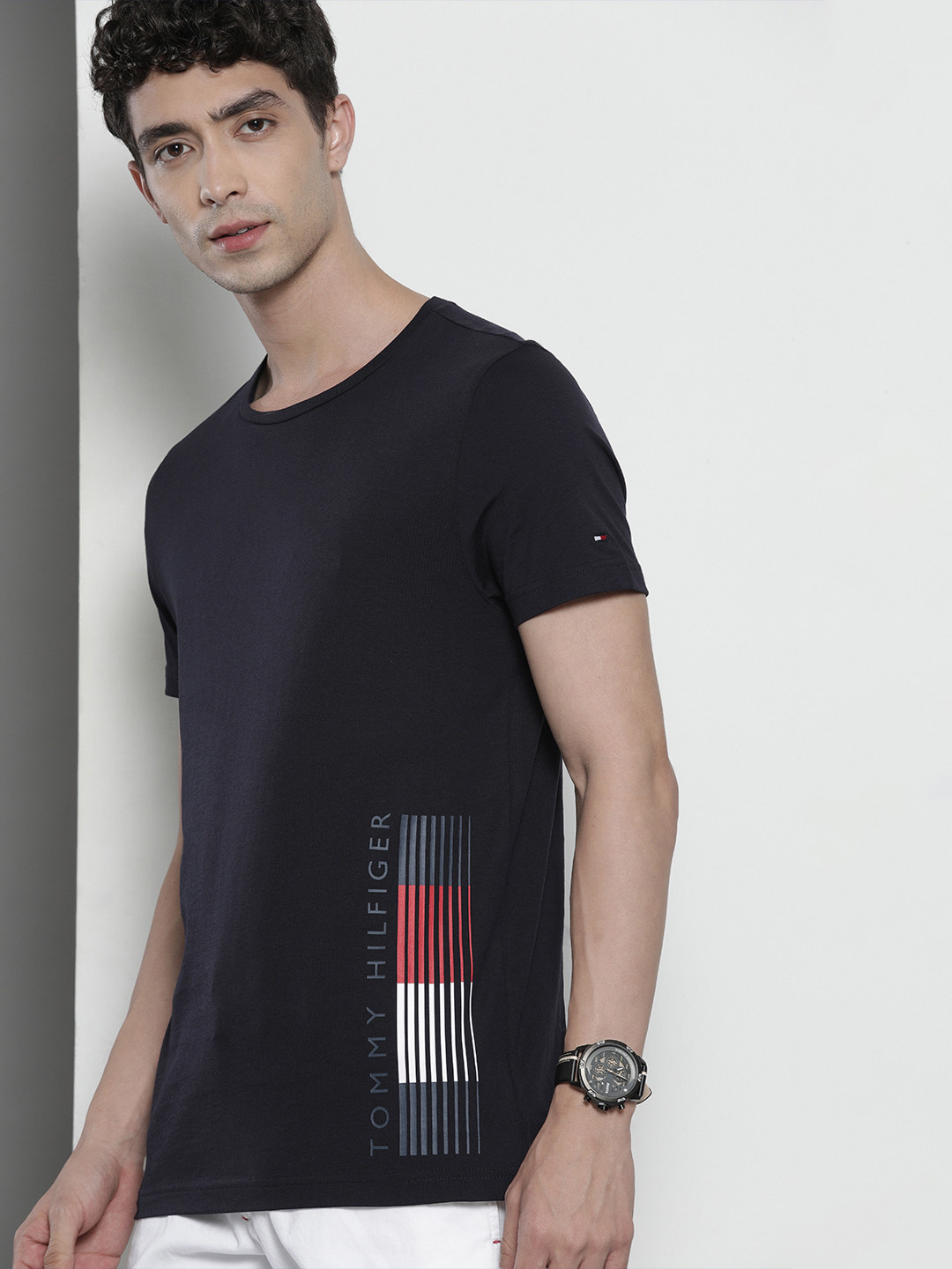 

Tommy Hilfiger Men Navy Blue Brand Logo Printed T-shirt