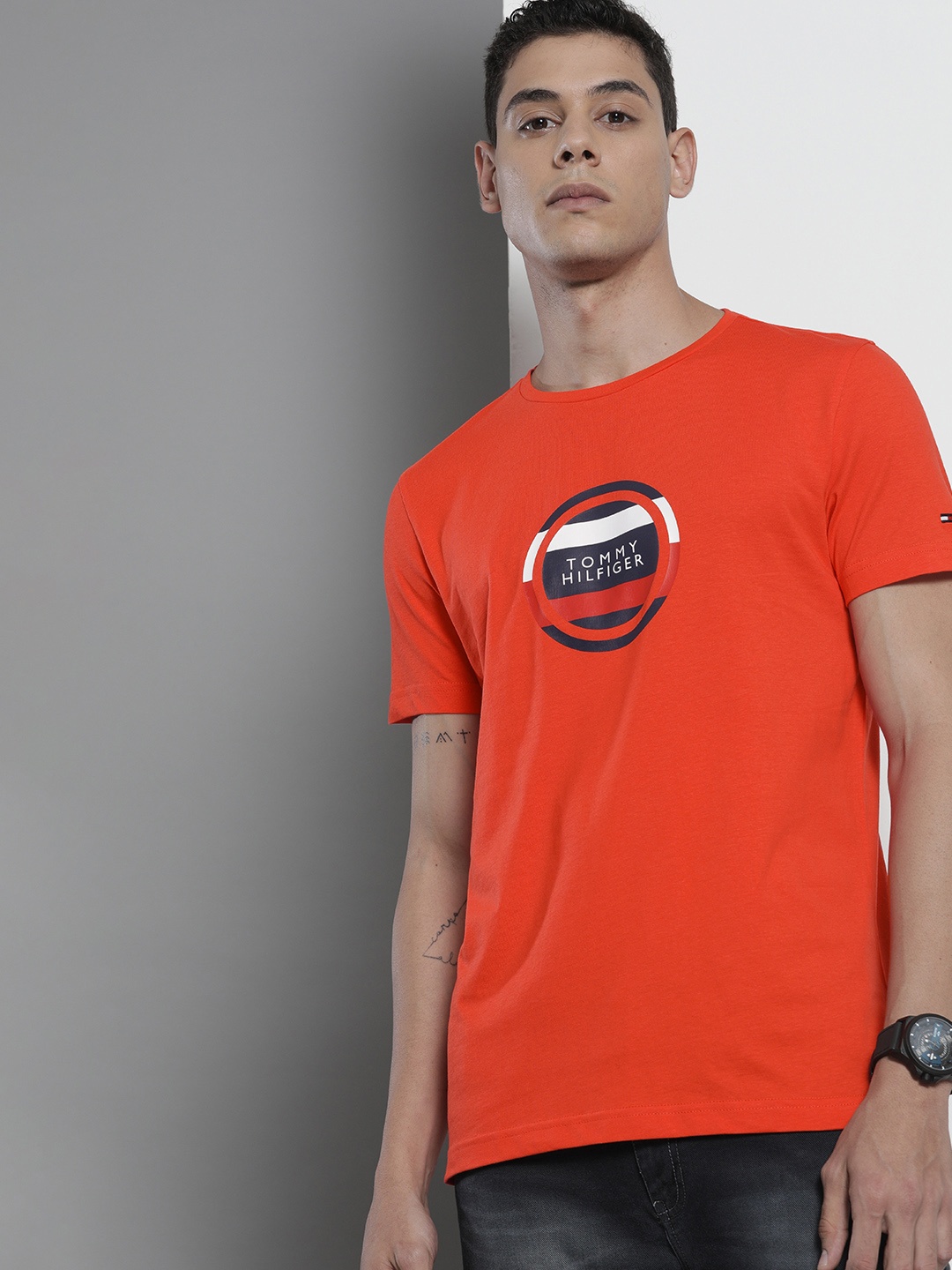 

Tommy Hilfiger Men Red Brand Logo Printed Organic Cotton T-shirt