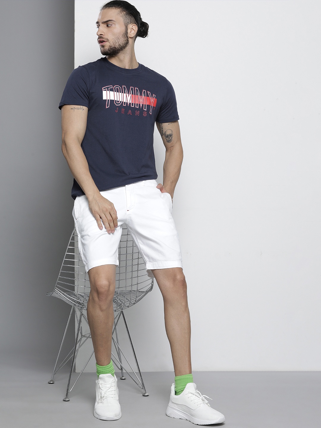 

Tommy Hilfiger Men Navy Blue Brand Logo Printed Slim Fit Pure Cotton T-shirt