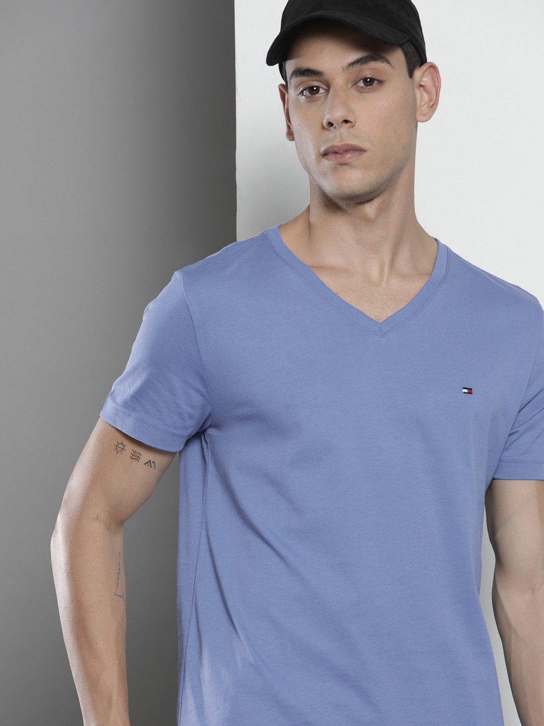 

Tommy Hilfiger Men Blue V-Neck Solid Pure Cotton T-shirt
