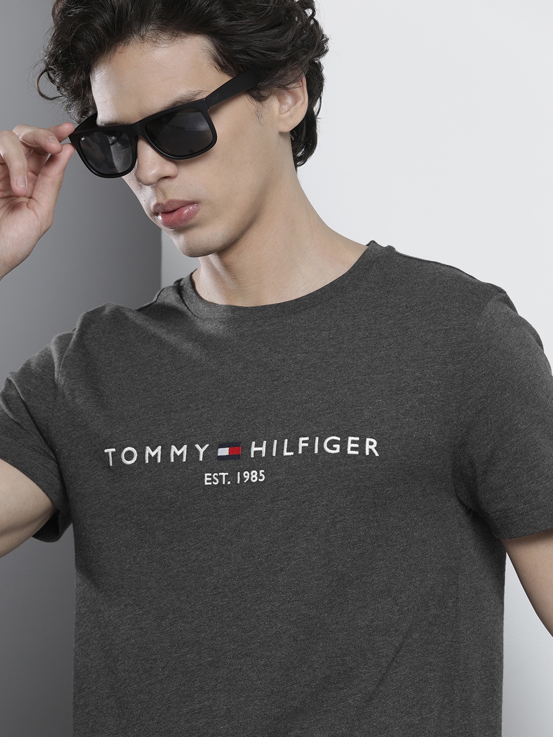 

Tommy Hilfiger Men Charcoal Grey Typography Printed Pure Cotton T-shirt