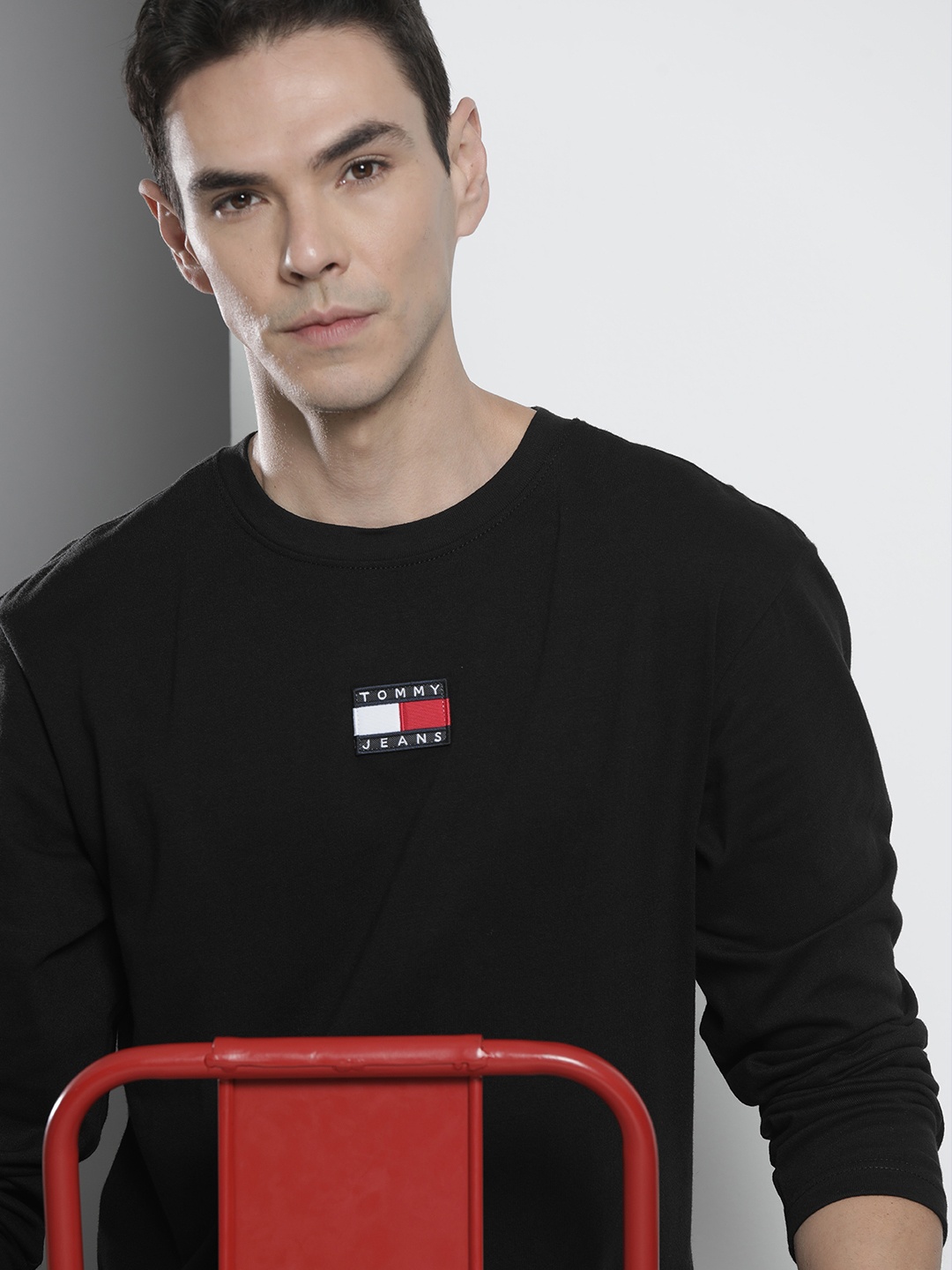 

Tommy Hilfiger Men Black Solid Pure Organic Cotton T-shirt