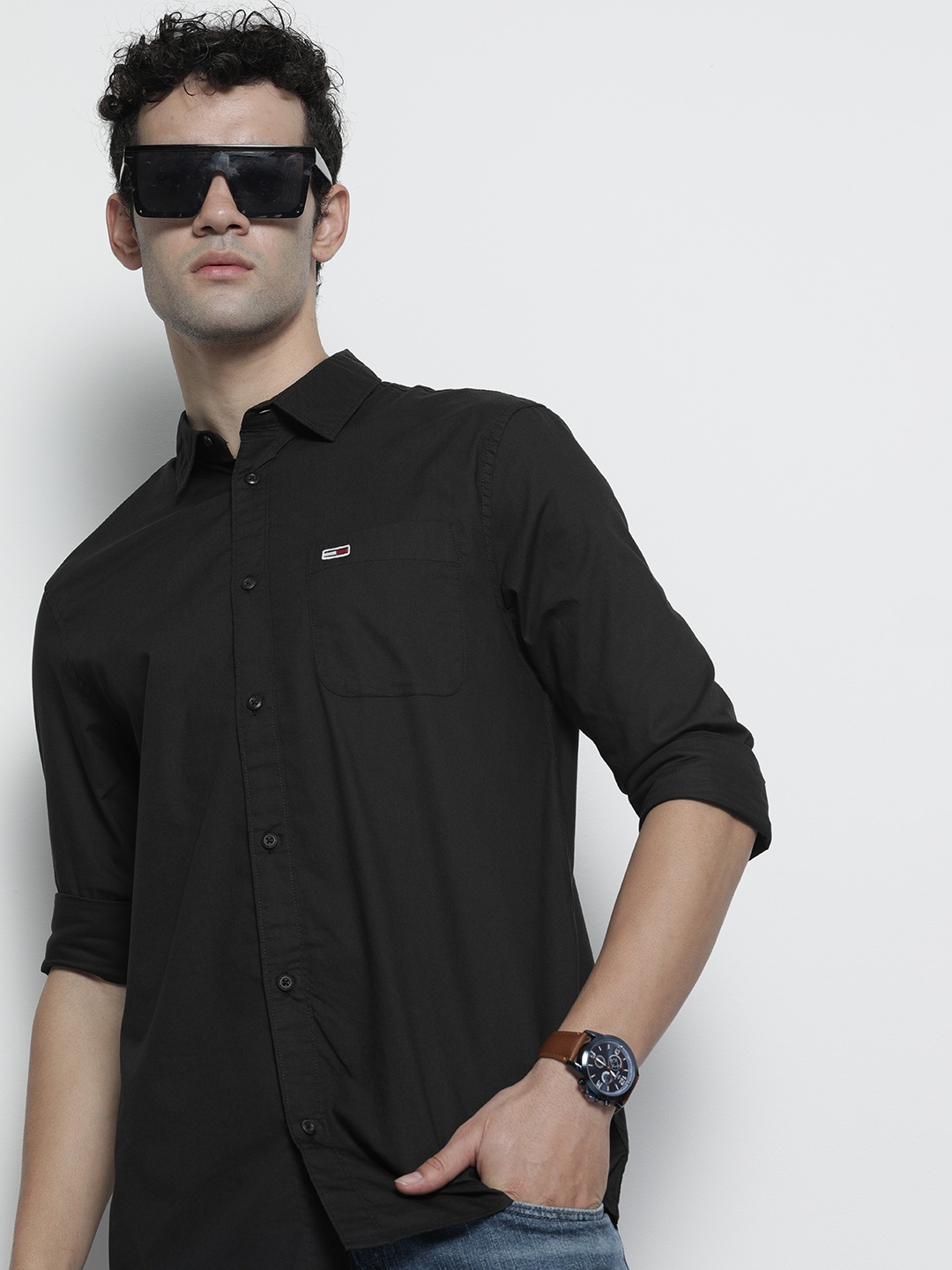 

Tommy Hilfiger Men Black Solid Casual Shirt